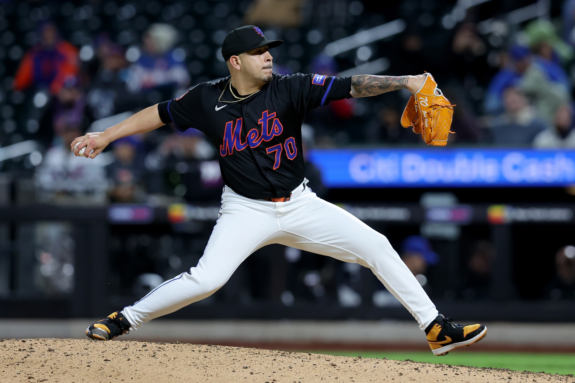 The Chicago Cubs and New York Mets are set to face off on Saturday, May 10, 2025, at Citi Field in New York. Both teams are looking to solidify their standings in their respective divisions. Chicago Cubs vs New York Mets AI Prediction: Free MLB Betting Insights for May 10. Credit USA TODAY/IMAGN
