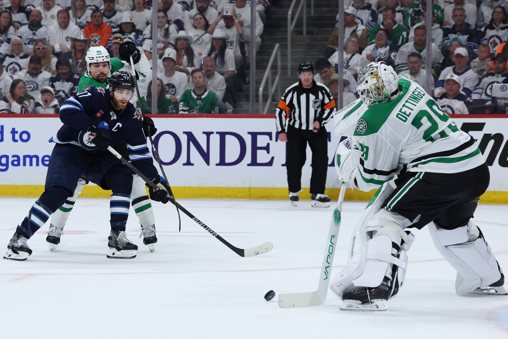 The Winnipeg Jets and Dallas Stars are set to clash in Game 3 of their second-round playoff series on Sunday, May 11, 2025, at the American Airlines Center in Dallas. With the series tied 1-1, both teams aim to gain a pivotal advantage in this tightly contested matchup. Winnipeg vs Dallas AI Prediction: Free NHL Betting Insights for May 11. Credit USA TODAY/IMAGN