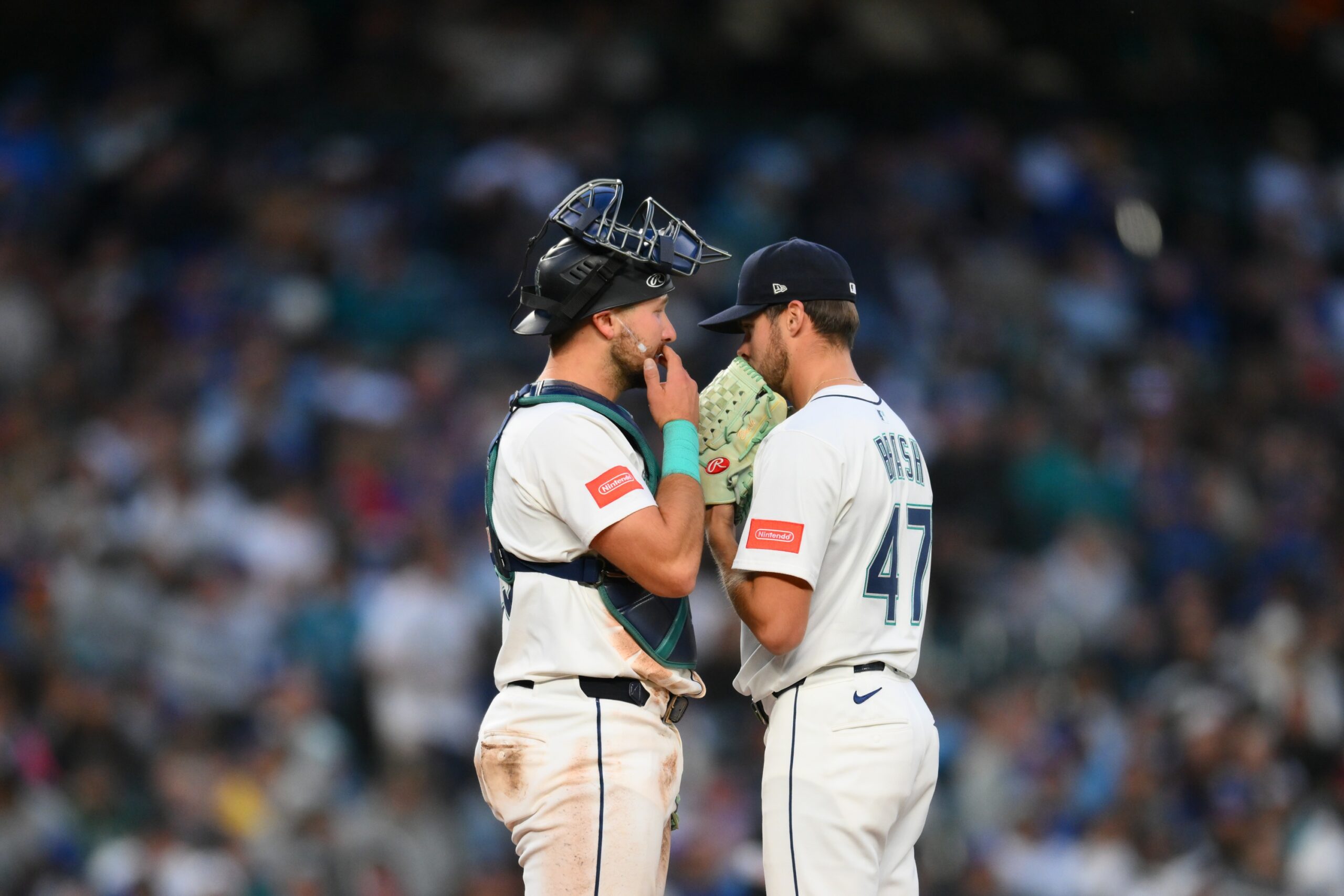 The Toronto Blue Jays and Seattle Mariners conclude their three-game series at T-Mobile Park on Sunday, May 11, 2025. The Blue Jays aim for a series sweep after a 6-3 comeback win on Saturday, while the Mariners look to avoid a third consecutive loss. Toronto vs Seattle AI Prediction: Free MLB Betting Insights for May 11. Credit USA TODAY/IMAGN
