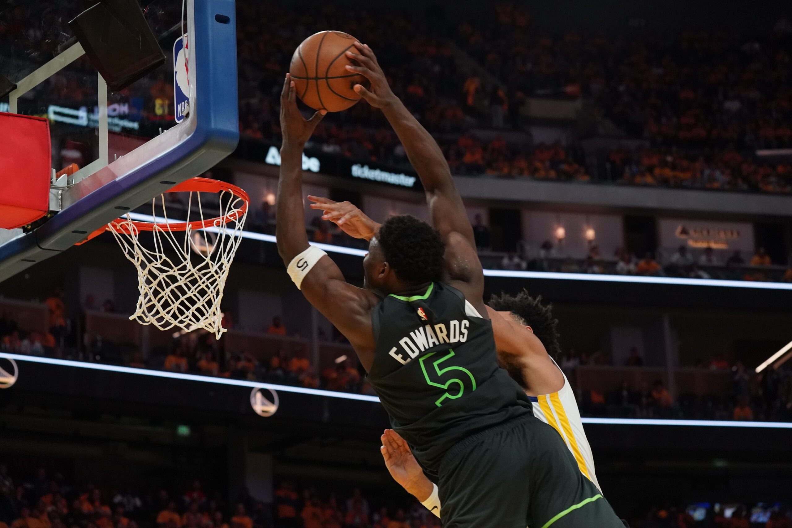 The Minnesota Timberwolves and Golden State Warriors are set to clash in Game 4 of the Western Conference Semifinals on Monday, May 12, 2025, at the Chase Center in San Francisco. With the Timberwolves leading the series 2-1, the Warriors aim to even the series on their home court. Minnesota vs Golden State AI Prediction: Free NBA Betting Insights for May 12. Credit USA TODAY/IMAGN
