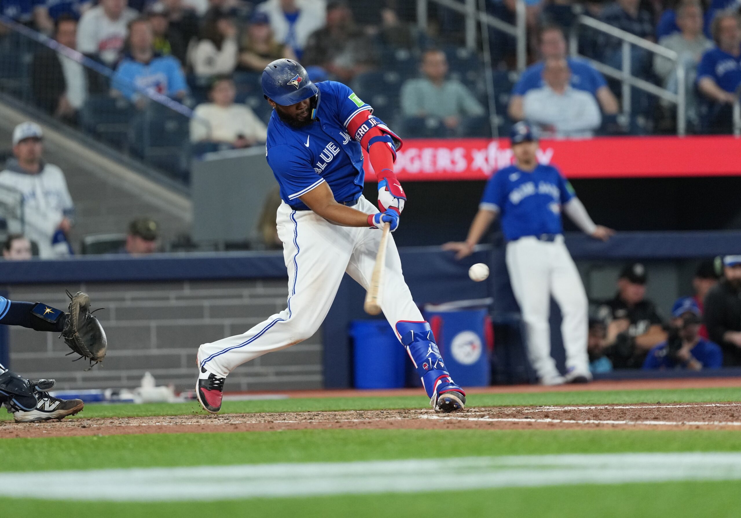 On May 14, 2025, the Tampa Bay Rays (18–22) and the Toronto Blue Jays (20–20) will face off at Rogers Centre in the second game of their three-game series. Both teams are seeking to gain momentum in the competitive AL East division. Tampa Bay vs Toronto AI Prediction: Free MLB Betting Insights for May 14. Credit USA TODAY/IMAGN