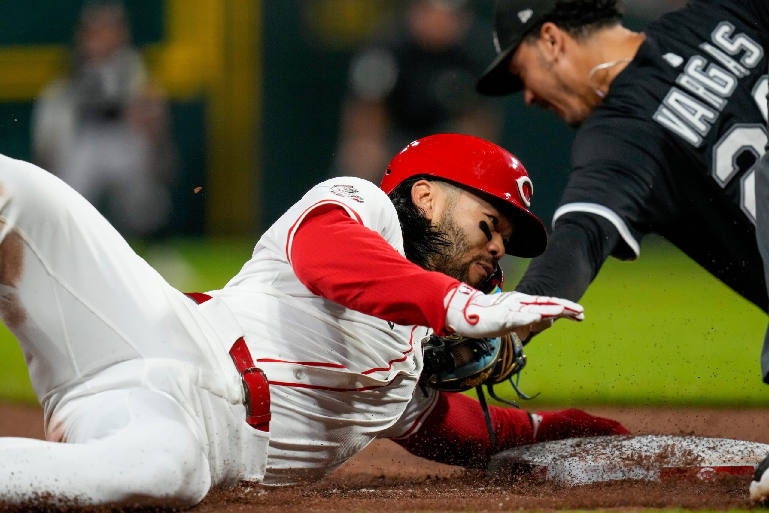 On May 14, 2025, the Chicago White Sox (13–29) will face the Cincinnati Reds (20–23) at Great American Ball Park. The Reds aim to capitalize on their home advantage, while the White Sox seek to improve their road performance. Chicago White Sox vs Cincinnati AI Prediction: Free MLB Betting Insights for May 14. Credit USA TODAY/IMAGN