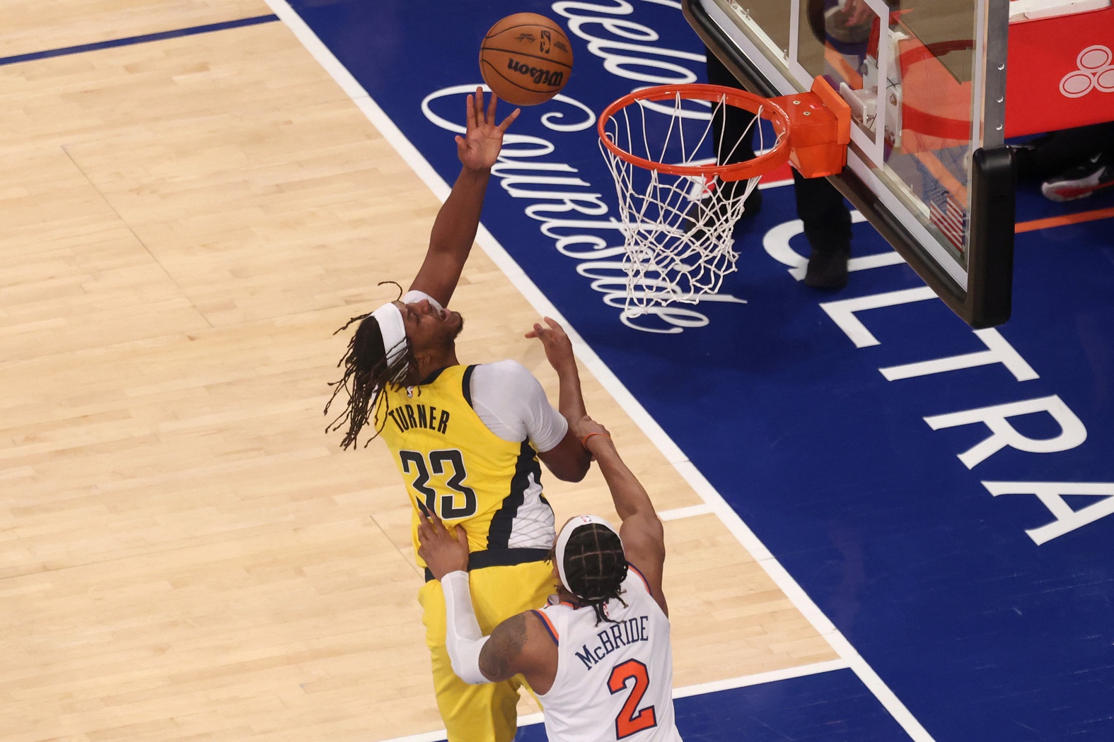 On May 25, 2025, the New York Knicks and Indiana Pacers will clash in Game 3 of the Eastern Conference Finals at Gainbridge Fieldhouse in Indianapolis. Trailing 0-2, the Knicks aim to rebound on the road, while the Pacers seek to extend their series lead. New York vs Indiana AI Prediction: Free NBA Betting Insights for May 25. Credit USA TODAY/IMAGN