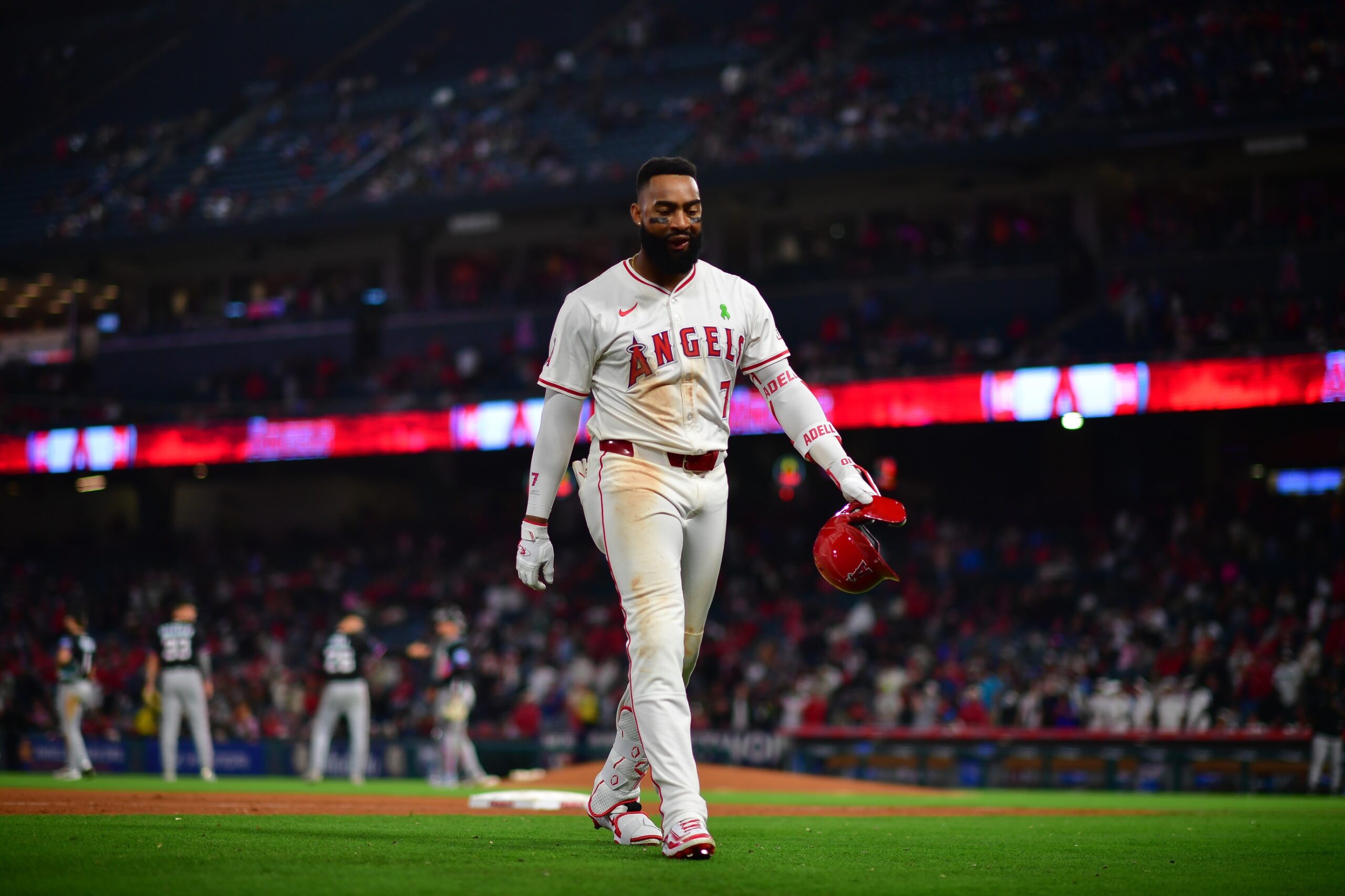 The Miami Marlins (19–30) face the Los Angeles Angels (25–25) in the series finale on Sunday, May 25, 2025, at Angel Stadium. The Angels aim to complete a series sweep, while the Marlins look to avoid a three-game skid. Miami vs Los Angeles Angels AI Prediction: Free MLB Betting Insights for May 25. Credit USA TODAY/IMAGN