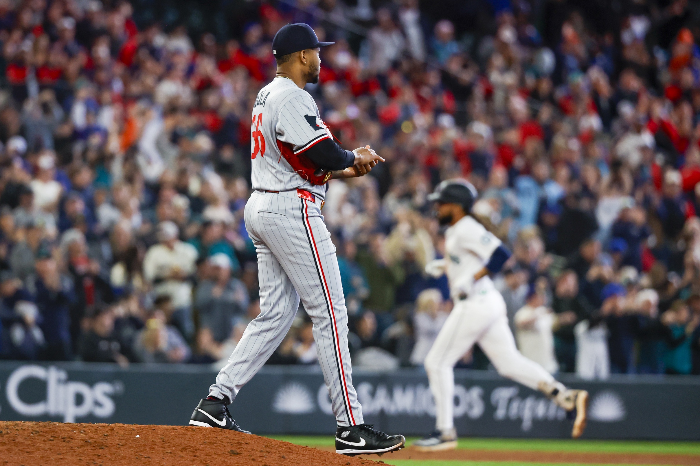 On June 1, 2025, the Minnesota Twins (31–26) will face the Seattle Mariners (31–26) at T-Mobile Park in the final game of their three-game series. Both teams aim to secure the series win and improve their standings in their respective divisions. Minnesota vs Seattle AI Prediction: Free MLB Betting Insights for Jun 01. Credit USA TODAY/IMAGN