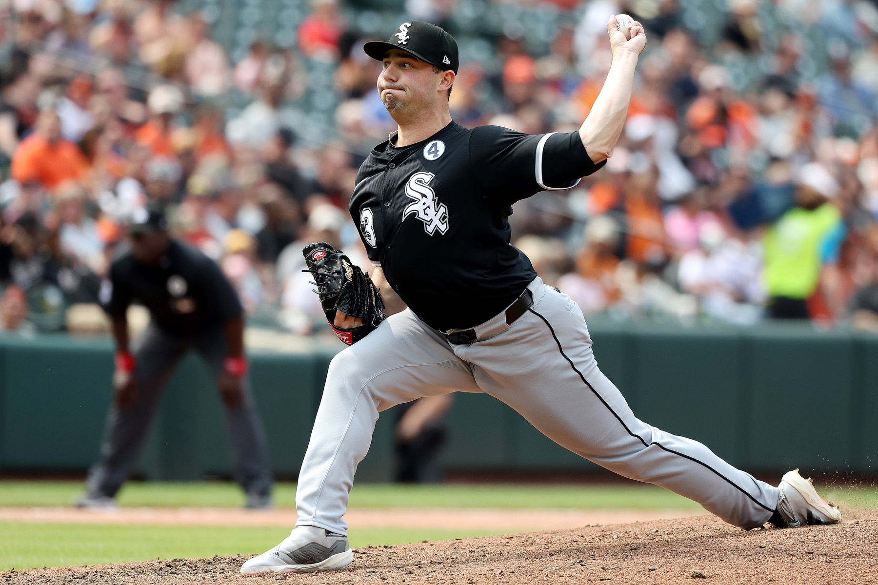 A pivotal AL Central matchup unfolds on June 2 as the Tigers visit the White Sox in Chicago—Detroit seeking consistency, while Chicago attempts to capitalize on struggling pitching. Both teams are hovering around .500, but home-field advantage and current betting trends could tilt the scales. Detroit vs Chicago White Sox AI Prediction: Free MLB Betting Insights for Jun 02. Credit USA TODAY/IMAGN