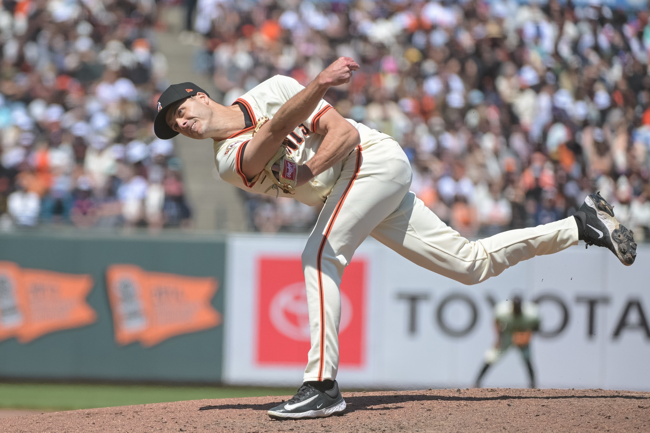 The San Francisco Giants (67–69) aim to cap this three-game set on a positive note and inch closer to .500 as they host the Baltimore Orioles (61–75), who continue a disappointing season but still look to make noise. Baltimore vs San Francisco AI Prediction: Free MLB Betting Insights for Aug 31. Credit USA TODAY/IMAGN