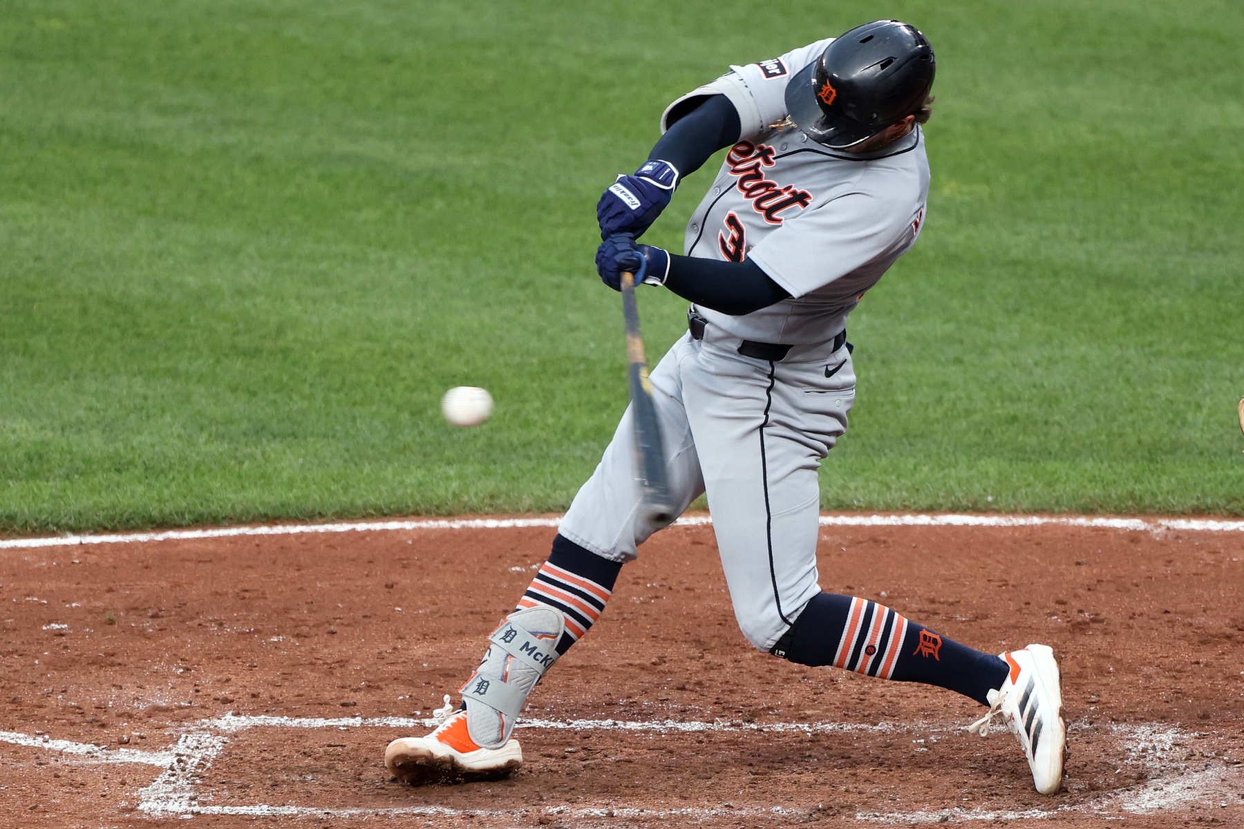 The Tigers host the White Sox at Comerica Park on Saturday, September 6, 2025 (6:10 p.m. ET), with Detroit’s ace Tarik Skubal slated to face veteran left-hander Martín Pérez. The matchup sits at the crossroads of Detroit’s division push and Chicago’s spoiler bid, with the park’s late-summer conditions favoring contact quality and clean run prevention.  Chicago White vs Detroit AI Prediction: Free MLB Betting Insights for Sep 06. Credit USA TODAY/IMAGN