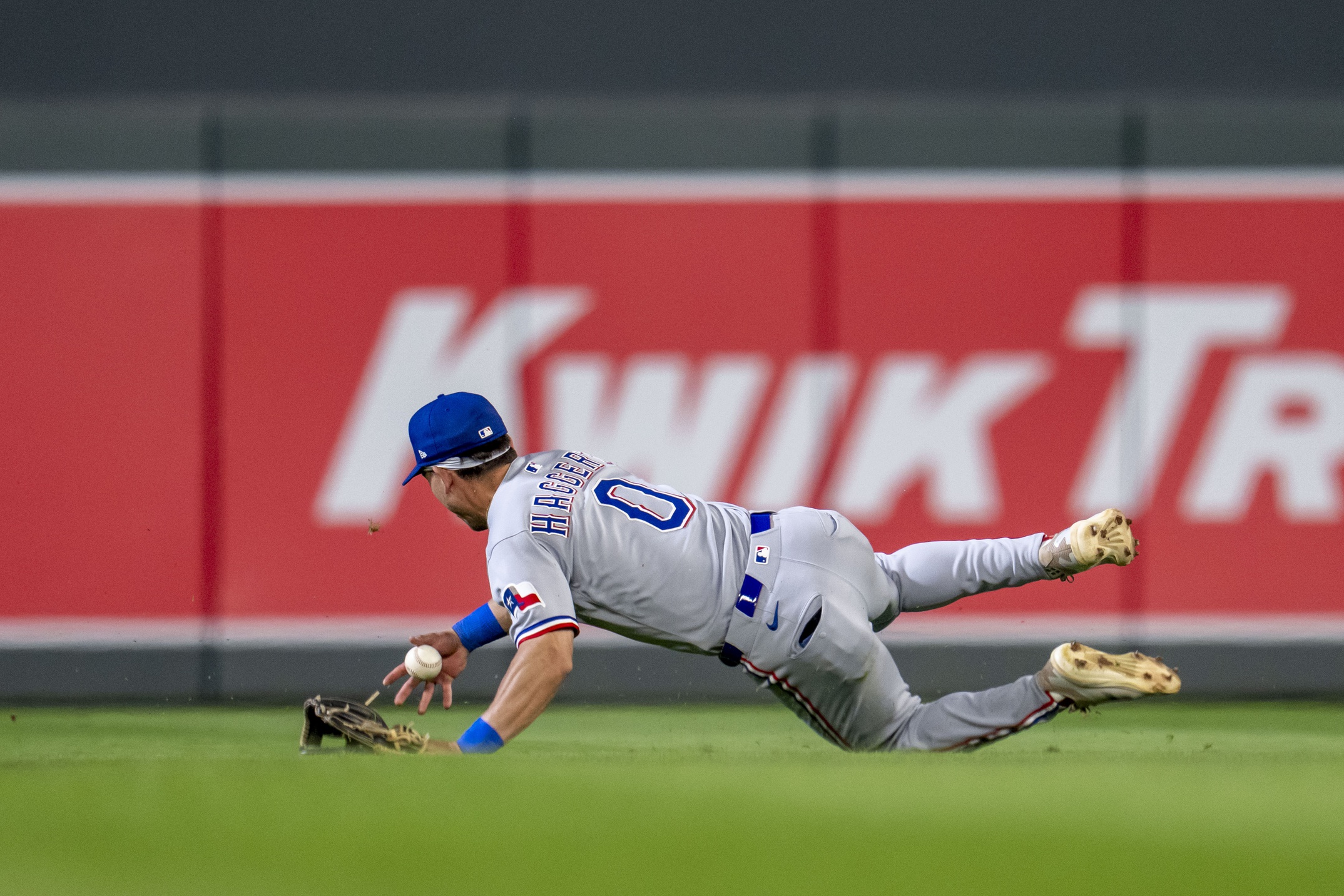 On June 11, 2025, the Texas Rangers (25–22) will face the Minnesota Twins (7–15) at Target Field in Minneapolis. The Rangers aim to strengthen their position in the AL West, while the Twins seek to improve their standing in the AL Central. Texas vs Minnesota AI Prediction: Free MLB Betting Insights for Jun 11. Credit USA TODAY/IMAGN