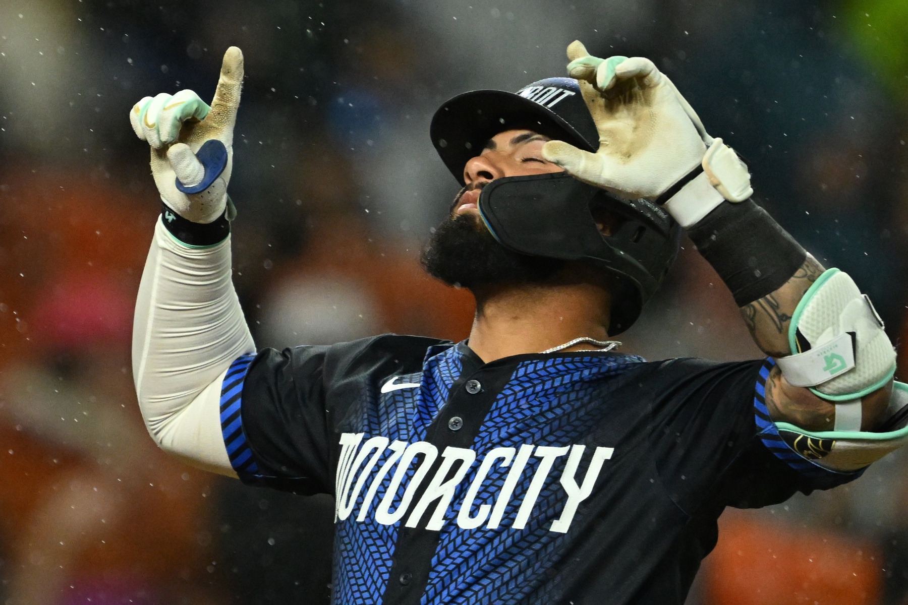 The Cincinnati Reds (35–34) face the Detroit Tigers (45–25) on Saturday, June 14, 2025, at 1:10 PM ET at Comerica Park in Detroit. This interleague matchup features the Tigers, leading the AL Central, against the Reds, who are striving to improve their standing in the NL Central. Cincinnati vs Detroit AI Prediction: Free MLB Betting Insights for Jun 14. Credit USA TODAY/IMAGN