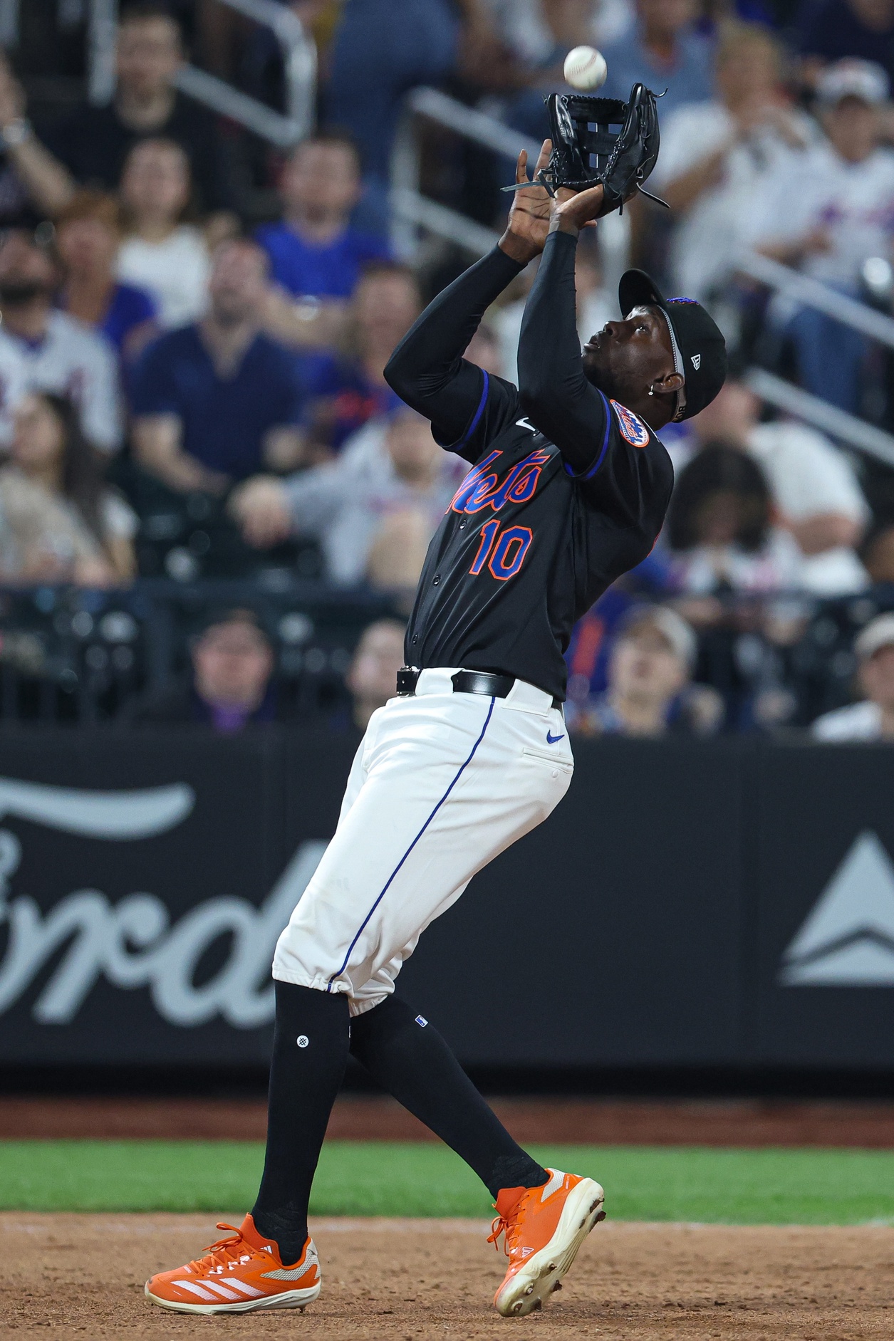 The Miami Marlins (≈ 64–72) travel to Citi Field for the final game of the series against the New York Mets (≈ 73–62), with Miami trying to rebound from a roller‑coaster road trip while the Mets fight to strengthen their hold on the NL East and maintain postseason momentum. Miami vs New York AI Prediction: Free MLB Betting Insights for Aug 31. Credit USA TODAY/IMAGN