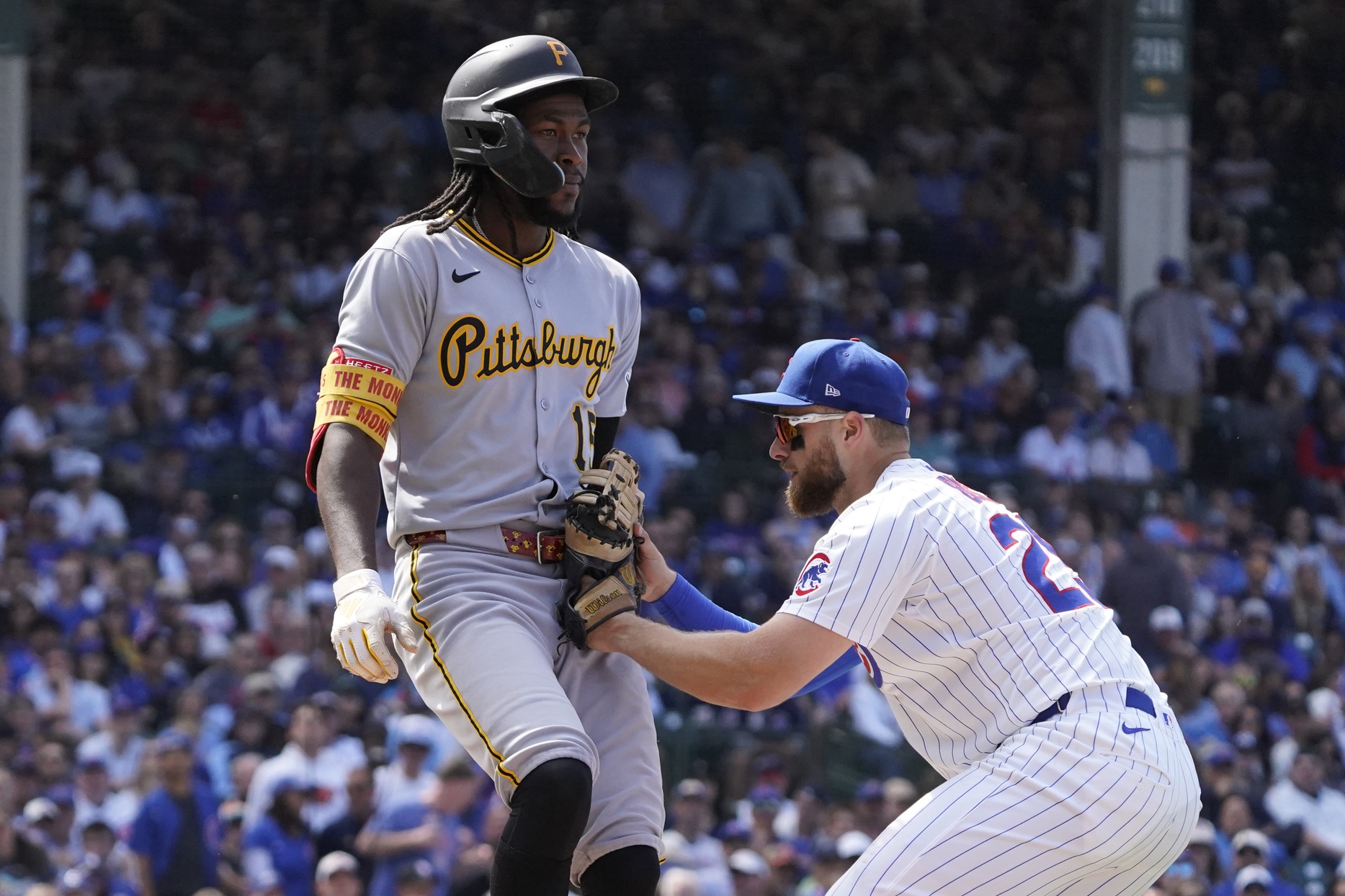 The Pittsburgh Pirates (29–42) and the Chicago Cubs (42–28) will conclude their series at Wrigley Field on Sunday, June 15, 2025. The Cubs aim to maintain their lead in the NL Central, while the Pirates look to gain momentum in the division. Pittsburgh vs Chicago Cubs AI Prediction: Free MLB Betting Insights for Jun 15. Credit USA TODAY/IMAGN