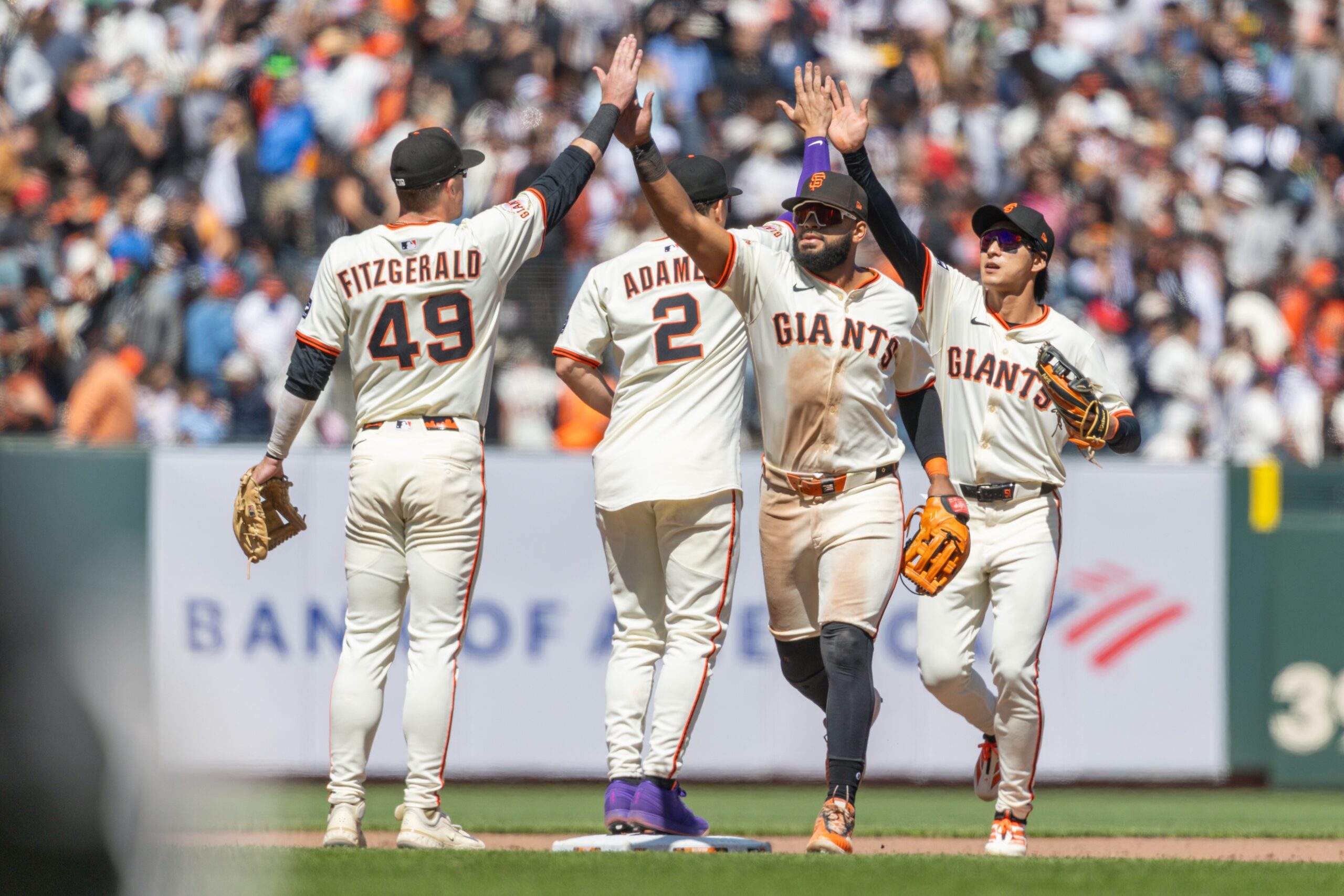 The Arizona Diamondbacks visit Oracle Park on September 10, 2025, to challenge the surging San Francisco Giants, who have won their last two games in this series and are mounting a critical late-season playoff push. With both teams desperate for momentum—Arizona trying to resurrect their postseason hopes and San Francisco narrowing the Wild Card gap—this game promises high intensity from the first pitch. Arizona vs San Francisco AI Prediction: Free MLB Betting Insights for Sep 10. Credit USA TODAY/IMAGN