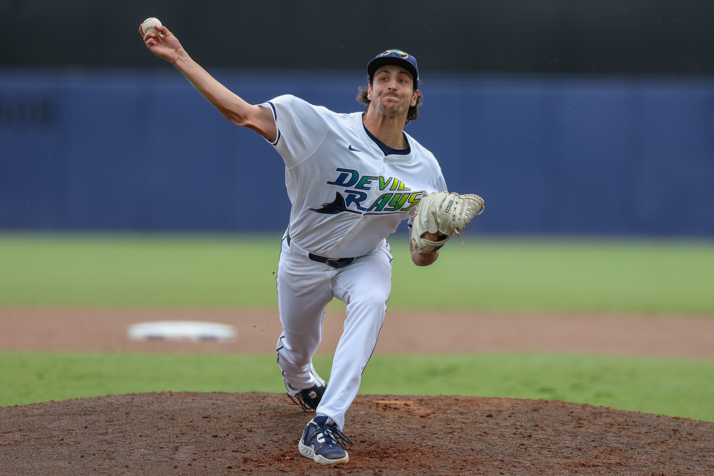 The Detroit Tigers visit Tropicana Field (playing temporarily at Steinbrenner Field) on June 22, 2025, to face the Tampa Bay Rays in a key interleague matchup with first pitch set for 4:10 p.m. ET. Tampa Bay enters as a slight favorite (around −114 moneyline) with the total at 9, indicating expectations for a competitive contest that could swing in either direction. Detroit vs Tampa Bay AI Prediction: Free MLB Betting Insights for Jun 22. Credit USA TODAY/IMAGN
