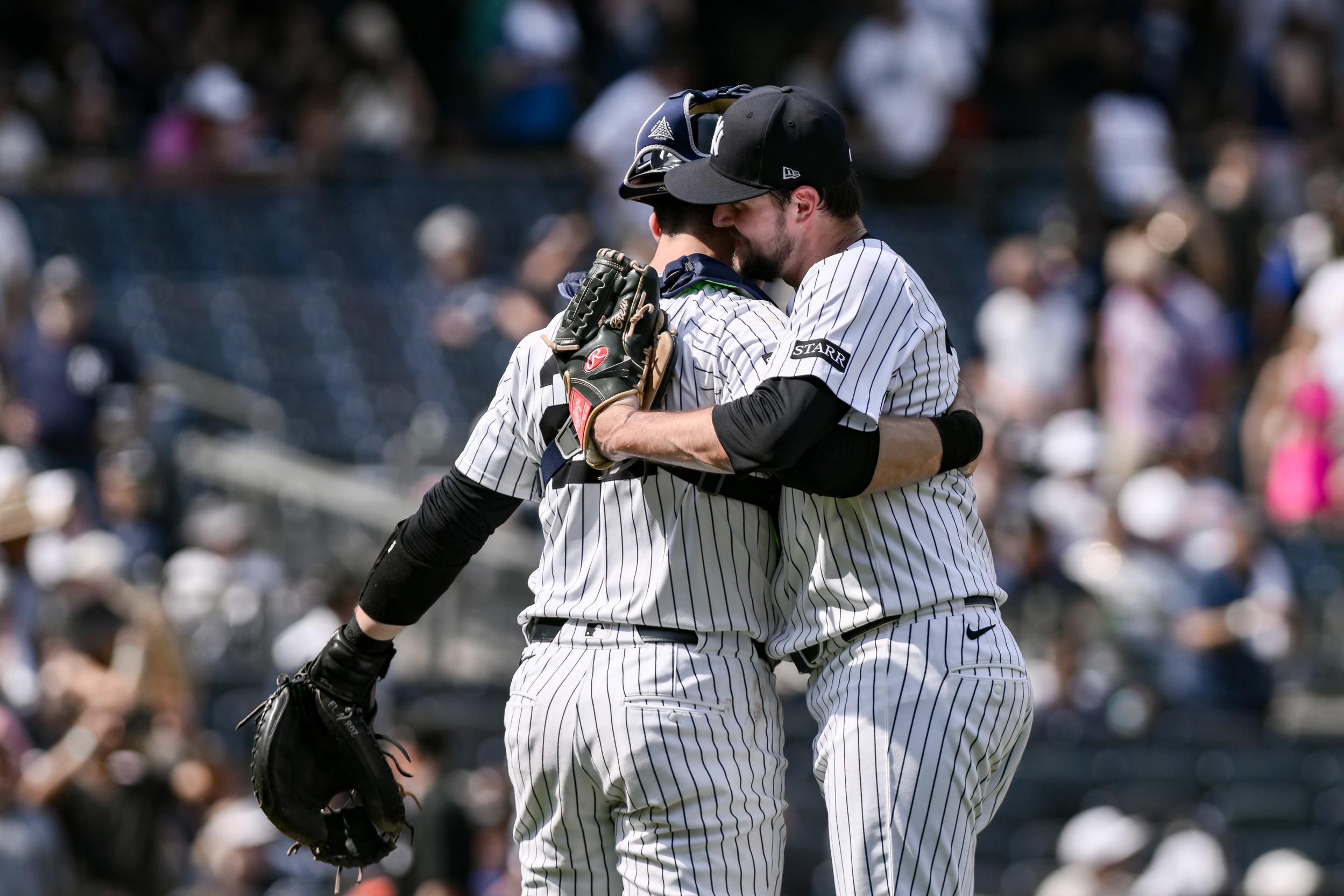 Saturday’s showdown at Yankee Stadium pits the Baltimore Orioles against the New York Yankees in a pivotal late-June clash. First pitch is set for 11:35 a.m. ET on June 22, 2025. New York opens as a strong home favorite, with the total around 9.5 runs—a line that suggests a balanced, moderately high-scoring game. Baltimore vs New York Yankees AI Prediction: Free MLB Betting Insights for Jun 22. Credit USA TODAY/IMAGN