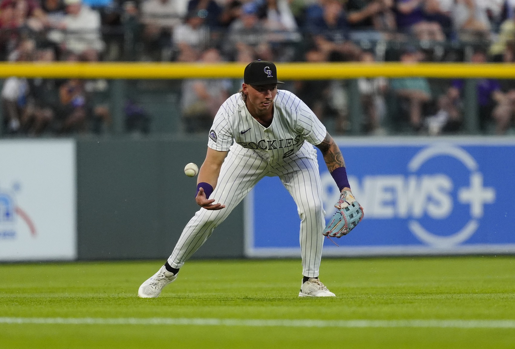 The San Francisco Giants (≈ 66–68) head to Coors Field to face the Colorado Rockies (≈ 38–96) in a classic underdog-versus-contender August showdown. While the Giants continue their late-season push toward .500 and beyond, the Rockies are managing a rebuild amid historic struggles. San Francisco vs Colorado AI Prediction: Free MLB Betting Insights for Sep 01. Credit USA TODAY/IMAGN