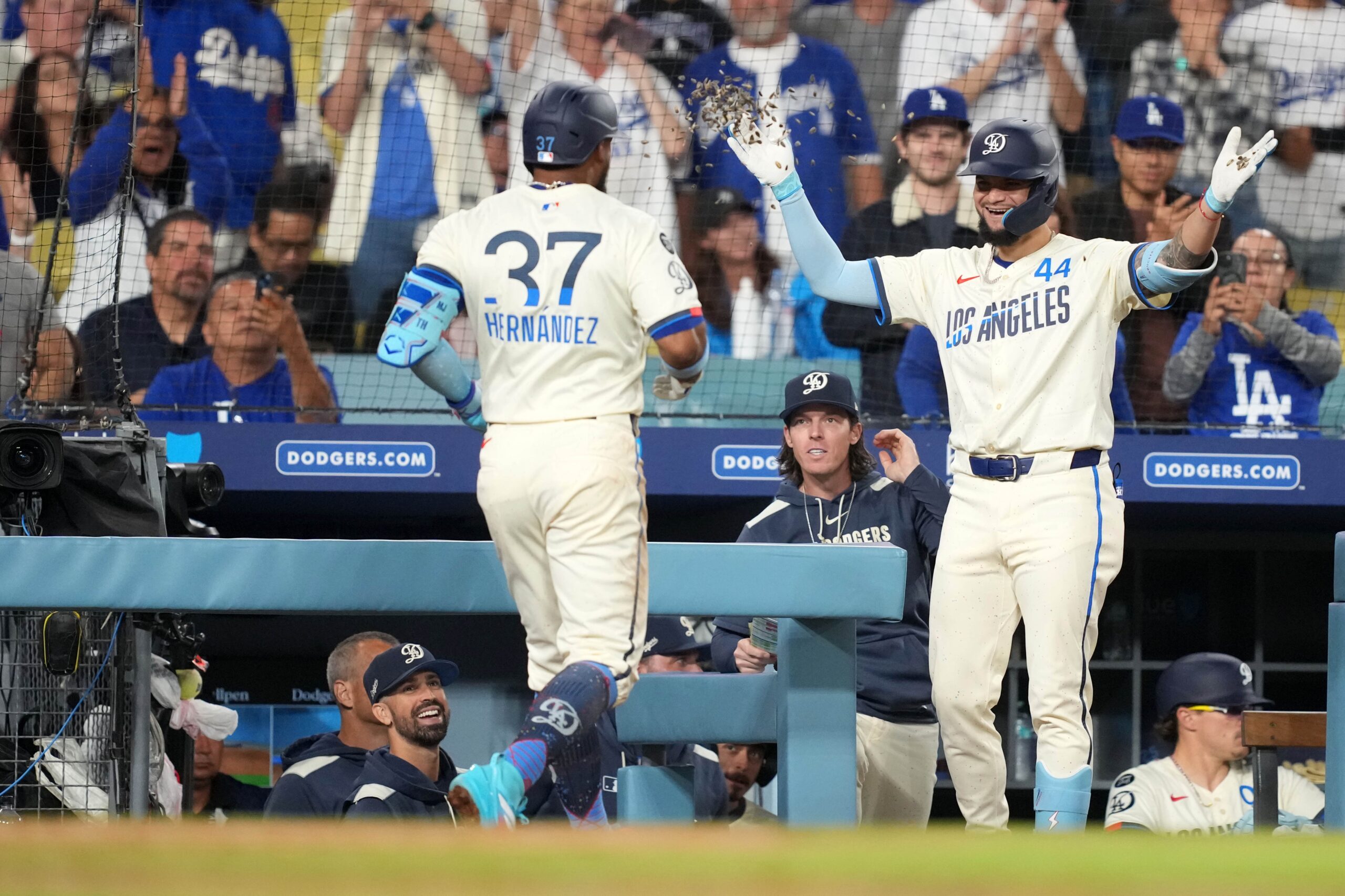  Philadelphia vs Los Angeles AI Prediction: Free MLB Betting Insights for Sep 16. Credit USA TODAY/IMAGN