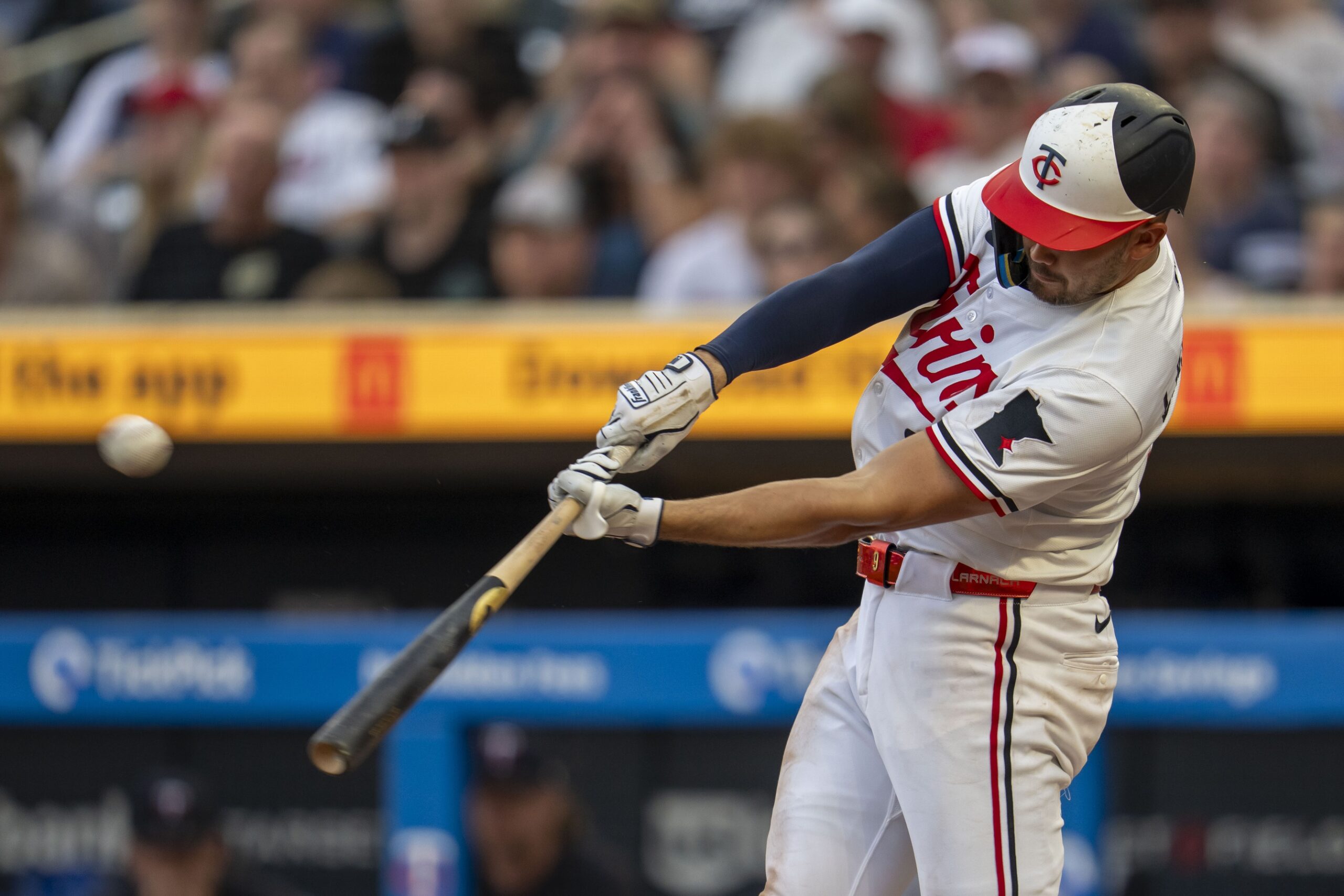 The Philadelphia Phillies (80–58), atop the NL East, visit the Milwaukee Brewers (85–54), leaders of the NL Central, on September 3, 2025, in what has become a marquee interdivisional showdown between division front-runners. The Brewers open as modest favorites at around –150 on the moneyline, with the Phillies as underdogs at +125, and the total is set at 8.5 runs, suggesting expectations for a balanced but competitive contest.  Chicago White vs Minnesota AI Prediction: Free MLB Betting Insights for Sep 03. Credit USA TODAY/IMAGN