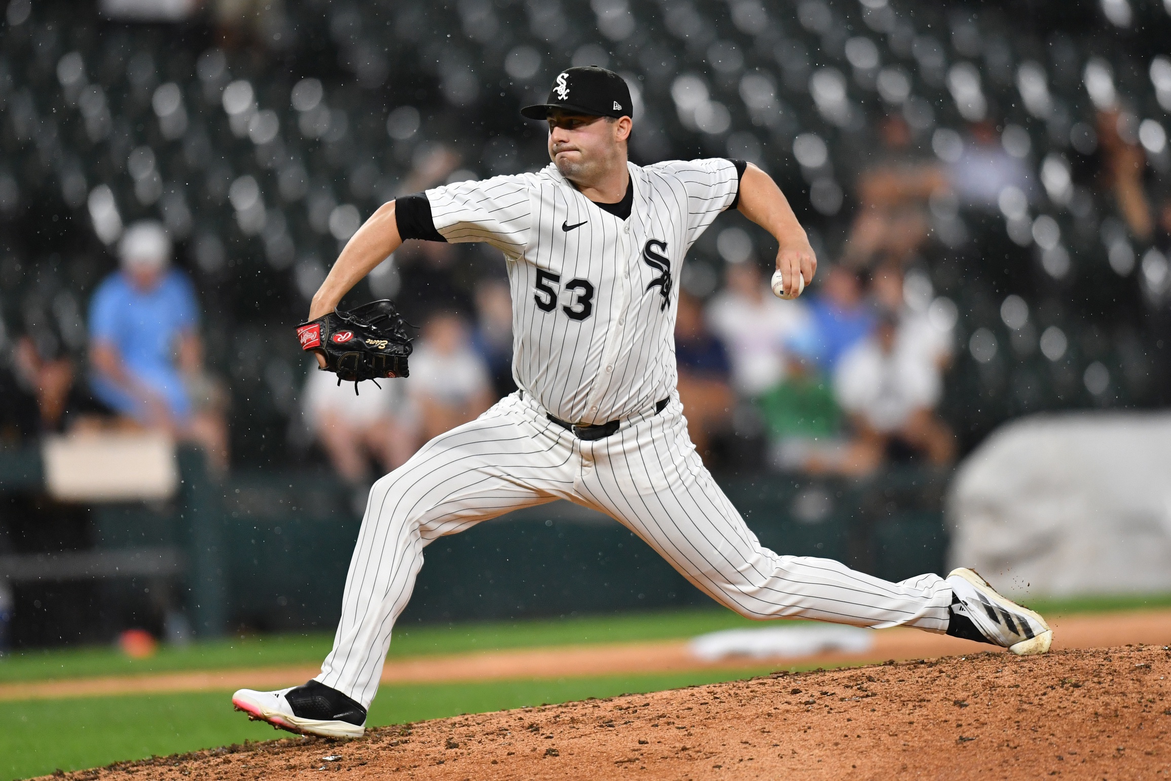 The Arizona Diamondbacks and Chicago White Sox conclude their three-game interleague series on Wednesday, June 25, 2025, at Guaranteed Rate Field. The Diamondbacks aim to solidify their position in the National League Wild Card race, while the White Sox seek to salvage a win in the series finale. Arizona vs Chicago White Sox AI Prediction: Free MLB Betting Insights for Jun 25. Credit USA TODAY/IMAGN