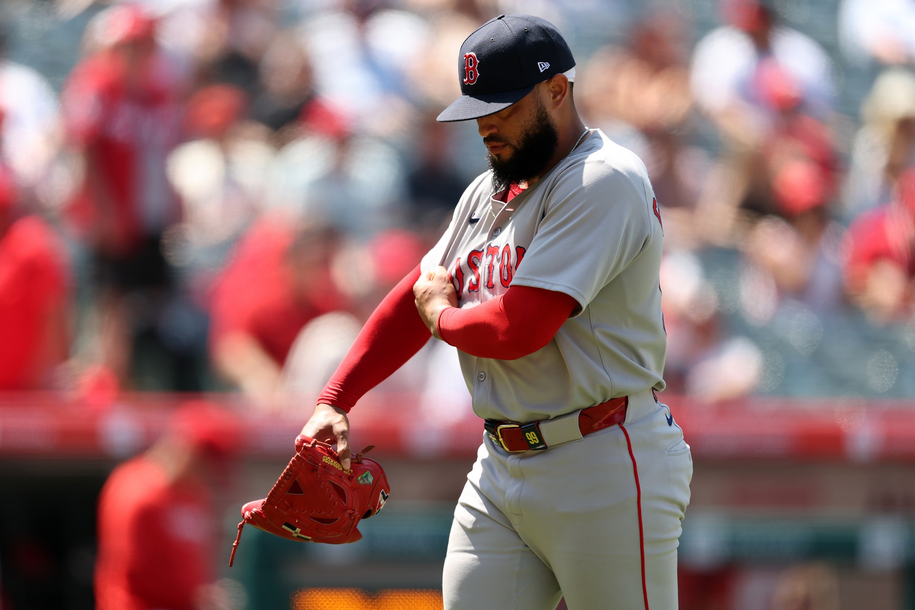 The Boston Red Sox, fighting to solidify their grip on a Wild Card spot, travel to West Sacramento to face the Athletics in a late-season clash that could have ripple effects on playoff seeding and momentum. Boston’s rotation receives a jolt with rookie Connelly Early making his MLB debut, while Oakland hopes to rebound from a pair of lopsided defeats. Boston Red vs Athletics AI Prediction: Free MLB Betting Insights for Sep 10. Credit USA TODAY/IMAGN