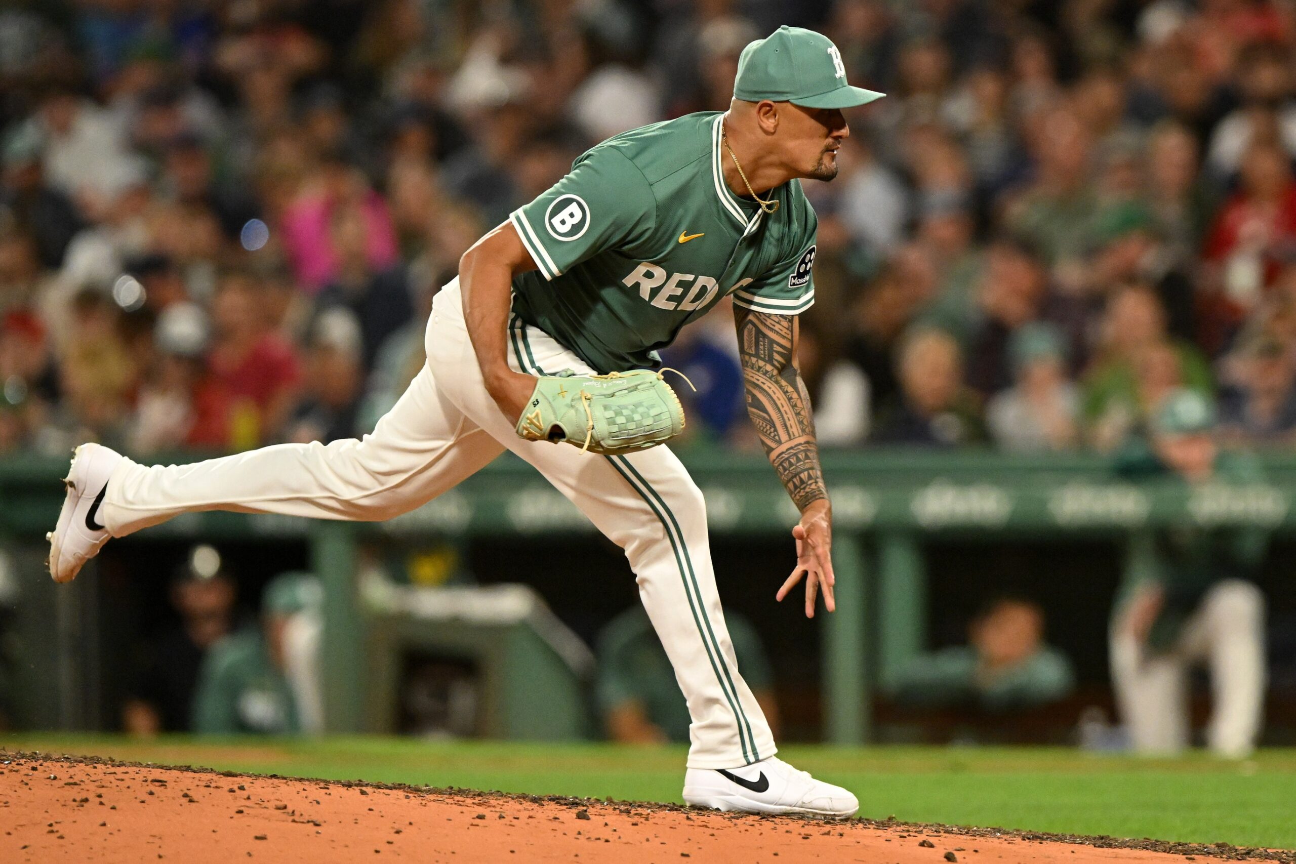 The San Francisco Giants (around 69–69) wrap up their road swing with a showdown against the Colorado Rockies (39–100) at Coors Field on September 3, 2025. Despite the Rockies’ dismal season, bookmakers have priced the Giants as strong –227 favorites—implying a 69% chance to win—with the over/under soaring to an inviting 11 runs, reflecting the hitter-friendly conditions of Coors Field.  Cleveland vs Boston Red AI Prediction: Free MLB Betting Insights for Sep 03. Credit USA TODAY/IMAGN