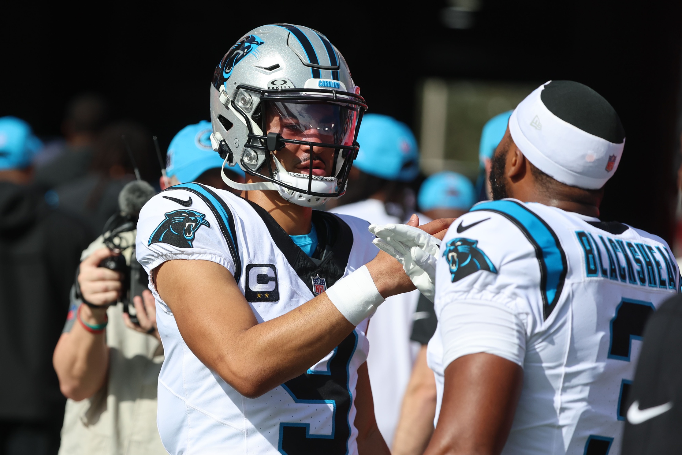 The Carolina Panthers visit the Arizona Cardinals at State Farm Stadium on Sunday, September 14, 2025 (4:05 p.m. ET, CBS), in a cross-conference matchup that pits a rebuilding offense against a fast, opportunistic Arizona side. Early numbers make Arizona a mid-single-digit favorite with a total in the mid-40s, suggesting a measured game state unless one side pops explosives.  Carolina vs Arizona AI Prediction: Free NFL Betting Insights for Sep 14. Credit USA TODAY/IMAGN