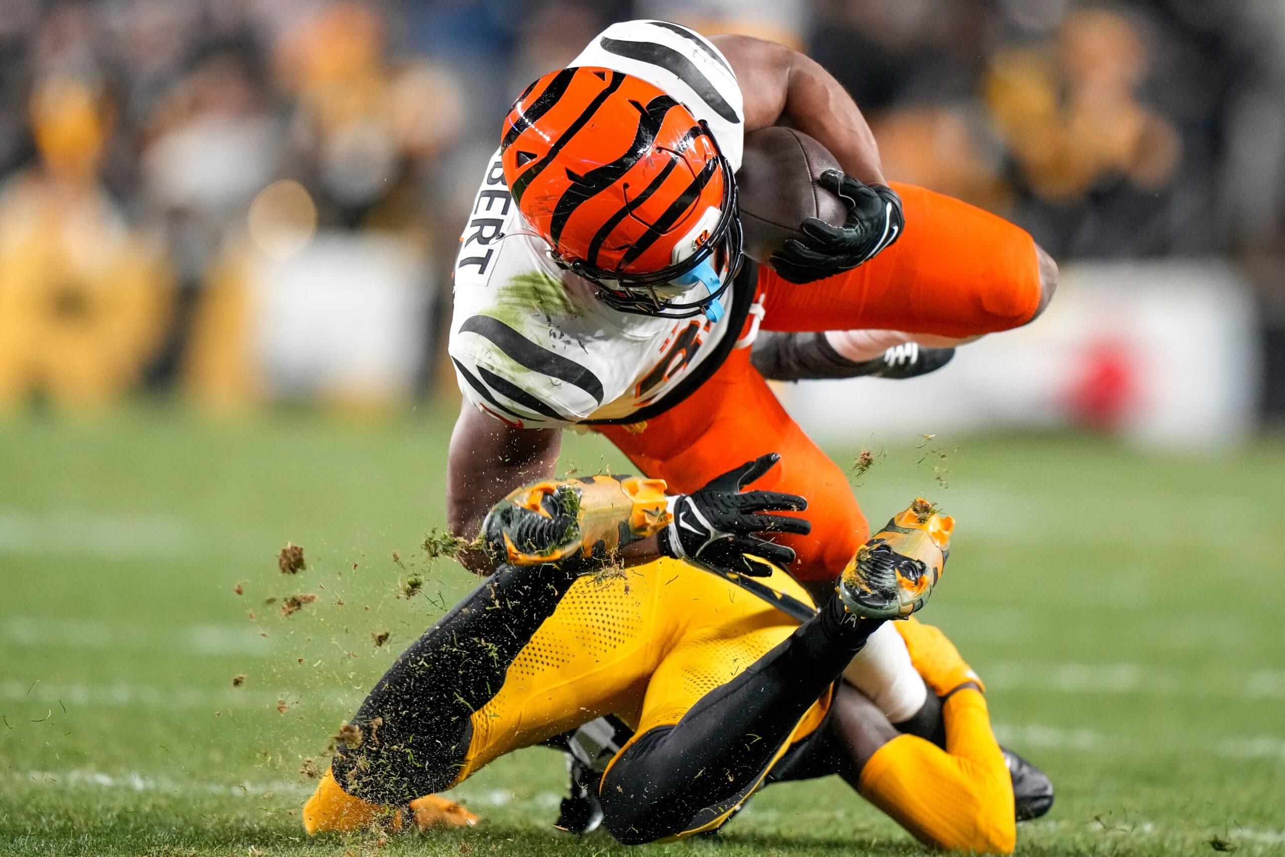  Arizona vs Cincinnati AI Prediction: Free NFL Betting Insights for Dec 29. Credit USA TODAY/IMAGN