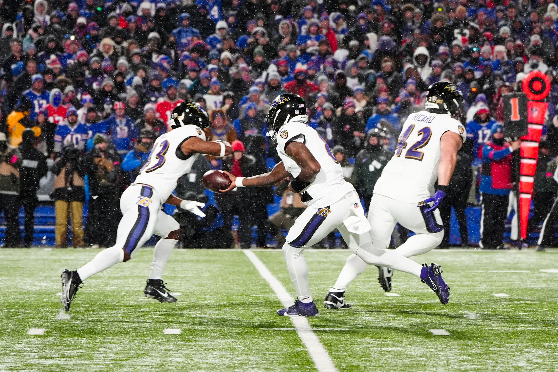 New England vs Baltimore AI Prediction: Free NFL Betting Insights for Dec 21. Credit USA TODAY/IMAGN