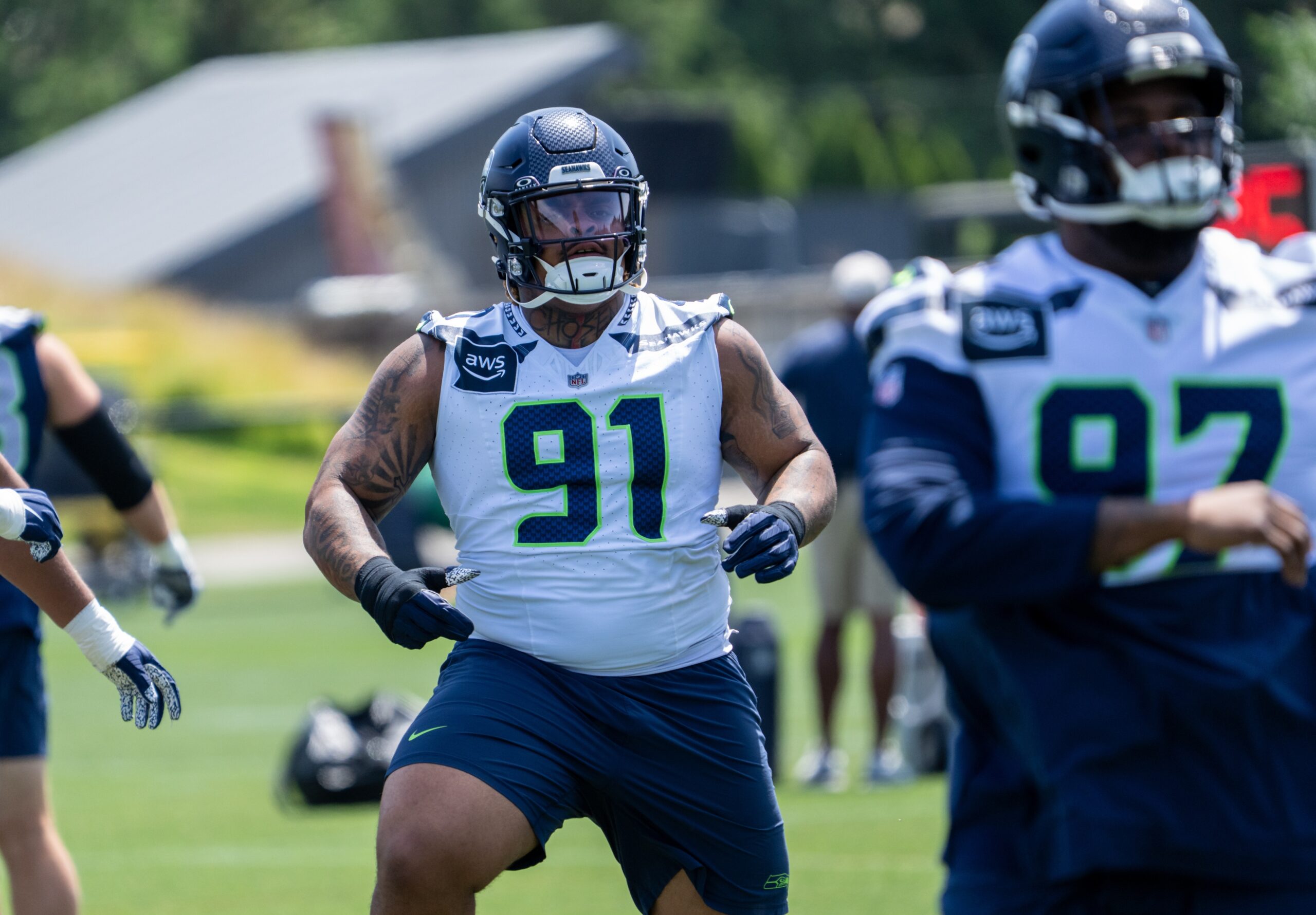 The Seattle Seahawks open their 2025 season at Lumen Field against the San Francisco 49ers on Sunday, September 7. Seattle is about a 1.5‑point home underdog, with the over/under set around 46 points. San Francisco vs Seattle AI Prediction: Free NFL Betting Insights for Sep 07. Credit USA TODAY/IMAGN