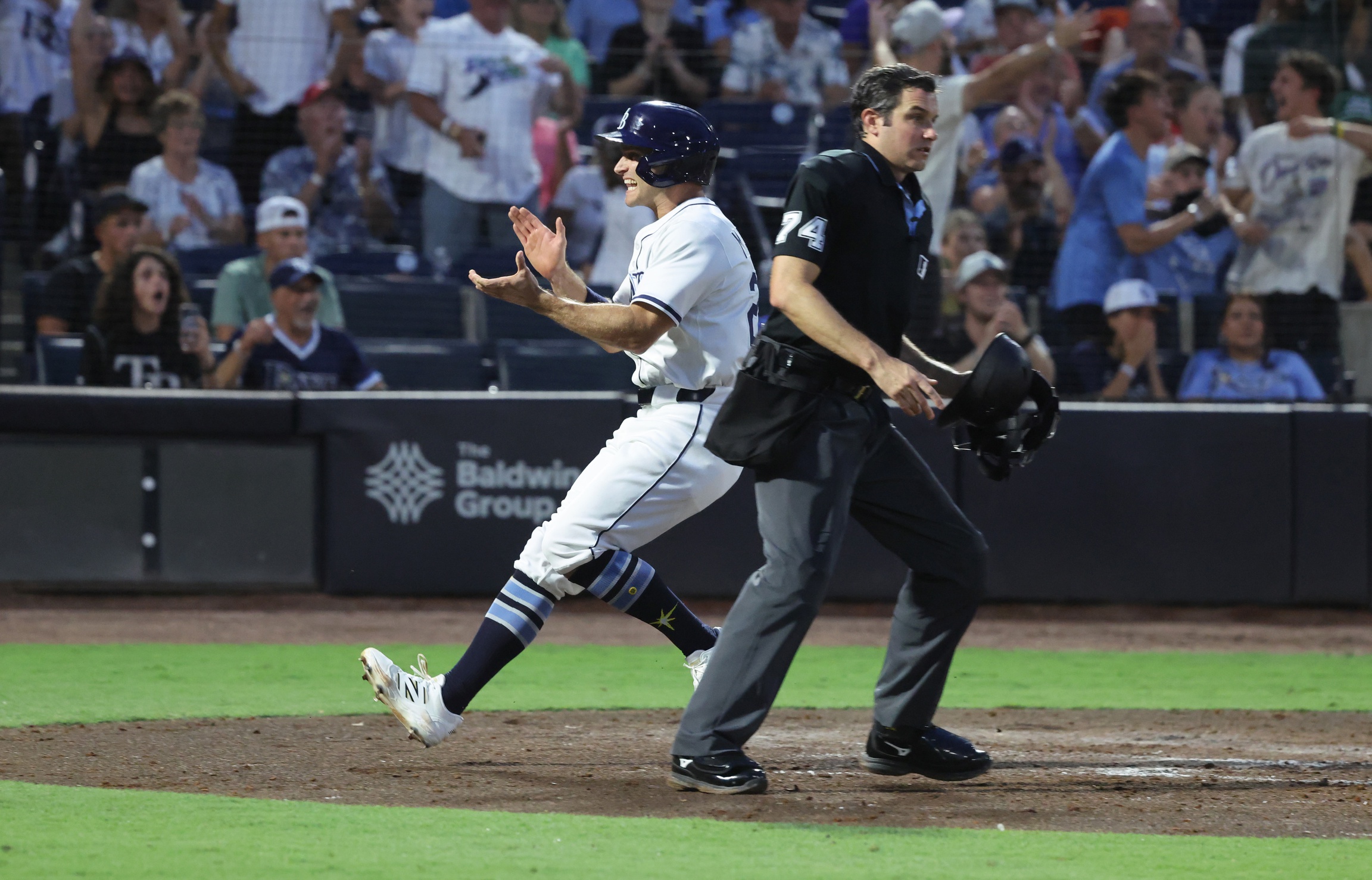 The Seattle Mariners (≈ 73–64) visit Tropicana Field to face the Tampa Bay Rays (≈ 66–69), setting up a compelling late-season showdown. Seattle, solidly in the AL playoff hunt in the West, will test Tampa Bay’s shaky 4th‑place AL East standing as both teams look to increase September momentum. Seattle vs Tampa Bay AI Prediction: Free MLB Betting Insights for Sep 01. Credit USA TODAY/IMAGN