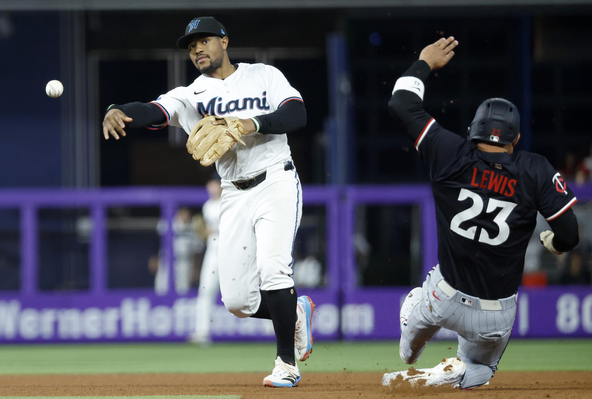 The Atlanta Braves travel to face the Miami Marlins in a late-August matchup that carries more weight than it seems—with both teams hovering near the fringes of the Wild Card picture, a divisional win could spark momentum as the season winds down. The Braves enter as slight favorites, but the Marlins’ home comforts and recent flashes of form make this more than just a routine contest. Atlanta vs Miami AI Prediction: Free MLB Betting Insights for Aug 26. Credit USA TODAY/IMAGN