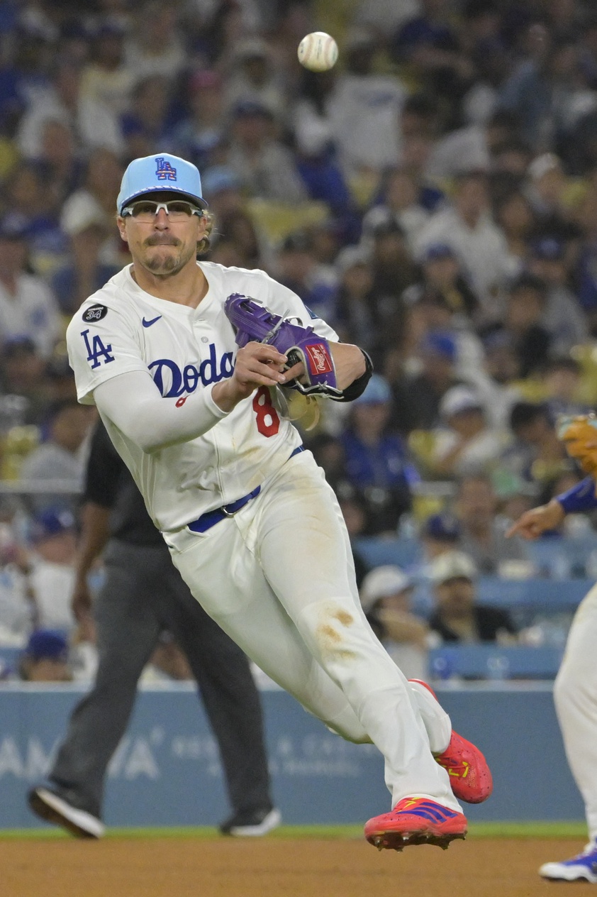 The Arizona Diamondbacks (approximately 68–69) visit Dodger Stadium to take on the Los Angeles Dodgers (about 77–57) on Sunday, August 31, 2025, in the final game of their divisional series. The Dodgers are battling to clinch the NL West division amid a tight playoff push, while Arizona remains in the mix for a Wild Card spot but must navigate injuries and inconsistency to stay alive.  Arizona vs Los Angeles AI Prediction: Free MLB Betting Insights for Aug 31. Credit USA TODAY/IMAGN