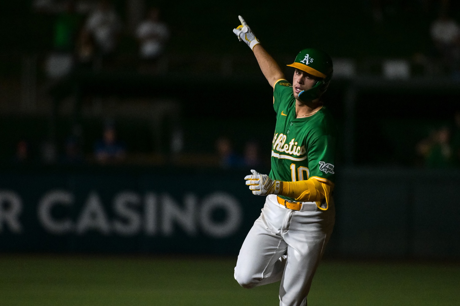 On Saturday, July 12, the Toronto Blue Jays (57–39) continue their three-game road series against the Oakland A’s–turned–Sacramento Athletics (46–50). Toronto enters as the favorite around −153 on the moneyline (run-line −1.5), while the A’s sit at +128 ML; the total is set near 10.5 runs. Toronto vs Athletics AI Prediction: Free MLB Betting Insights for Jul 12. Credit USA TODAY/IMAGN
