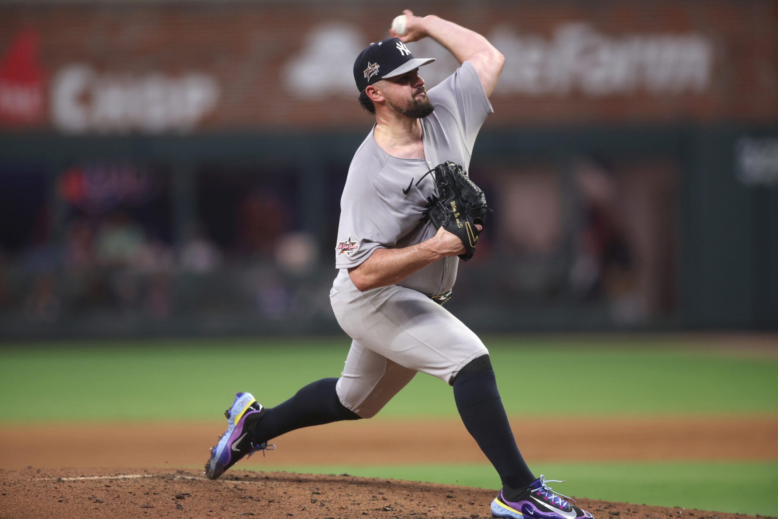 The New York Yankees head to Truist Park on July 18 to take on the Atlanta Braves in a high-stakes interleague showdown, both eyeing second-half momentum. With New York’s power-laden lineup facing off against Atlanta’s potent home offense, this duel could hinge on bullpen depth and late-game execution. New York Yankees vs Atlanta AI Prediction: Free MLB Betting Insights for Jul 18. Credit USA TODAY/IMAGN