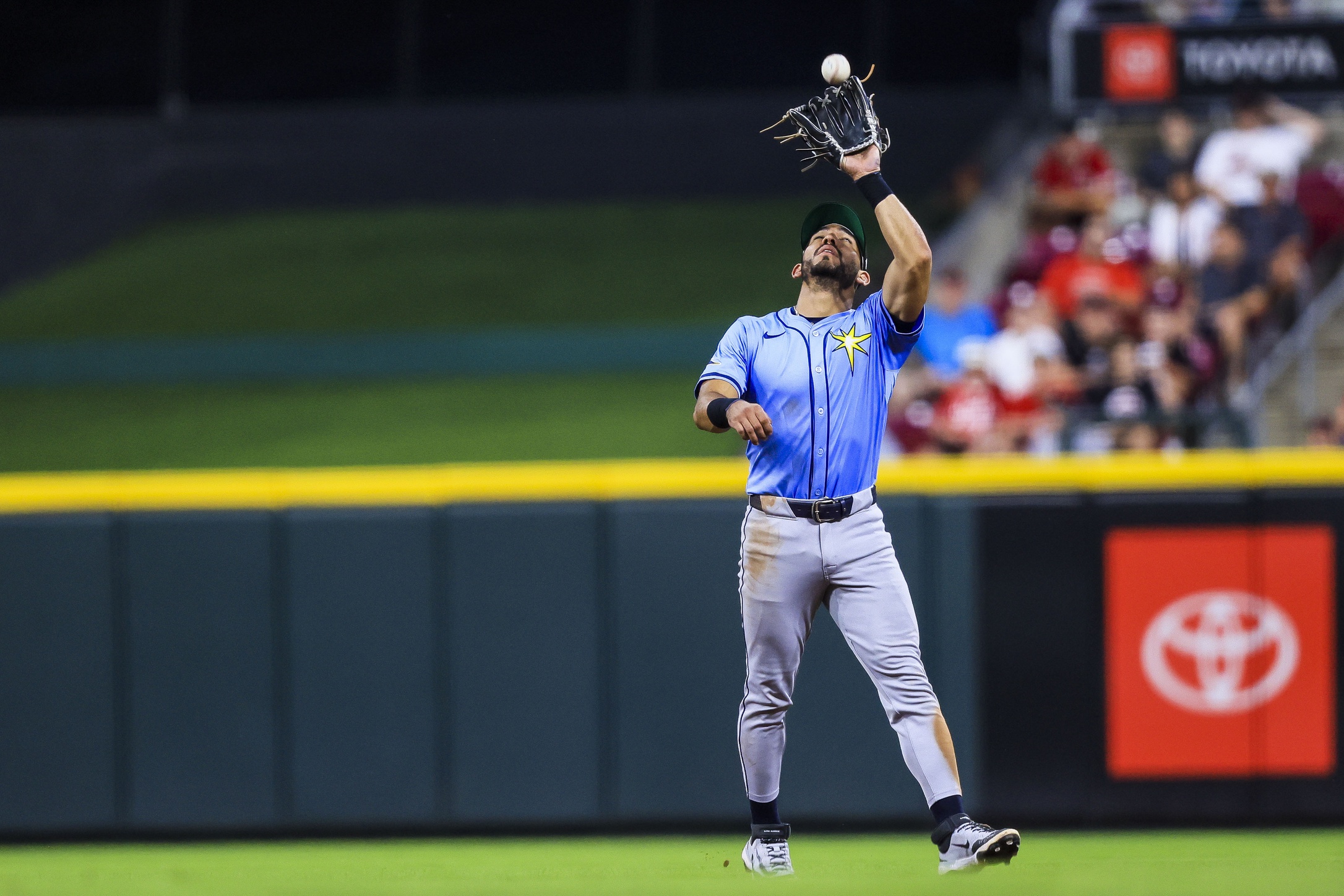 The Tampa Bay Rays face off against the Oakland Athletics (playing in West Sacramento) on Wednesday, August 13, 2025, with Tampa Bay’s Drew Rasmussen (9–5, 2.66 ERA) matching up against Oakland’s J.T. Ginn (2–4, 4.39 ERA). The Rays are slight favorites at –133, with the A’s near +113; the total is set at 9.5 runs, suggesting both teams expect offense—but not fireworks. Tampa Bay vs Athletics AI Prediction: Free MLB Betting Insights for Aug 13. Credit USA TODAY/IMAGN