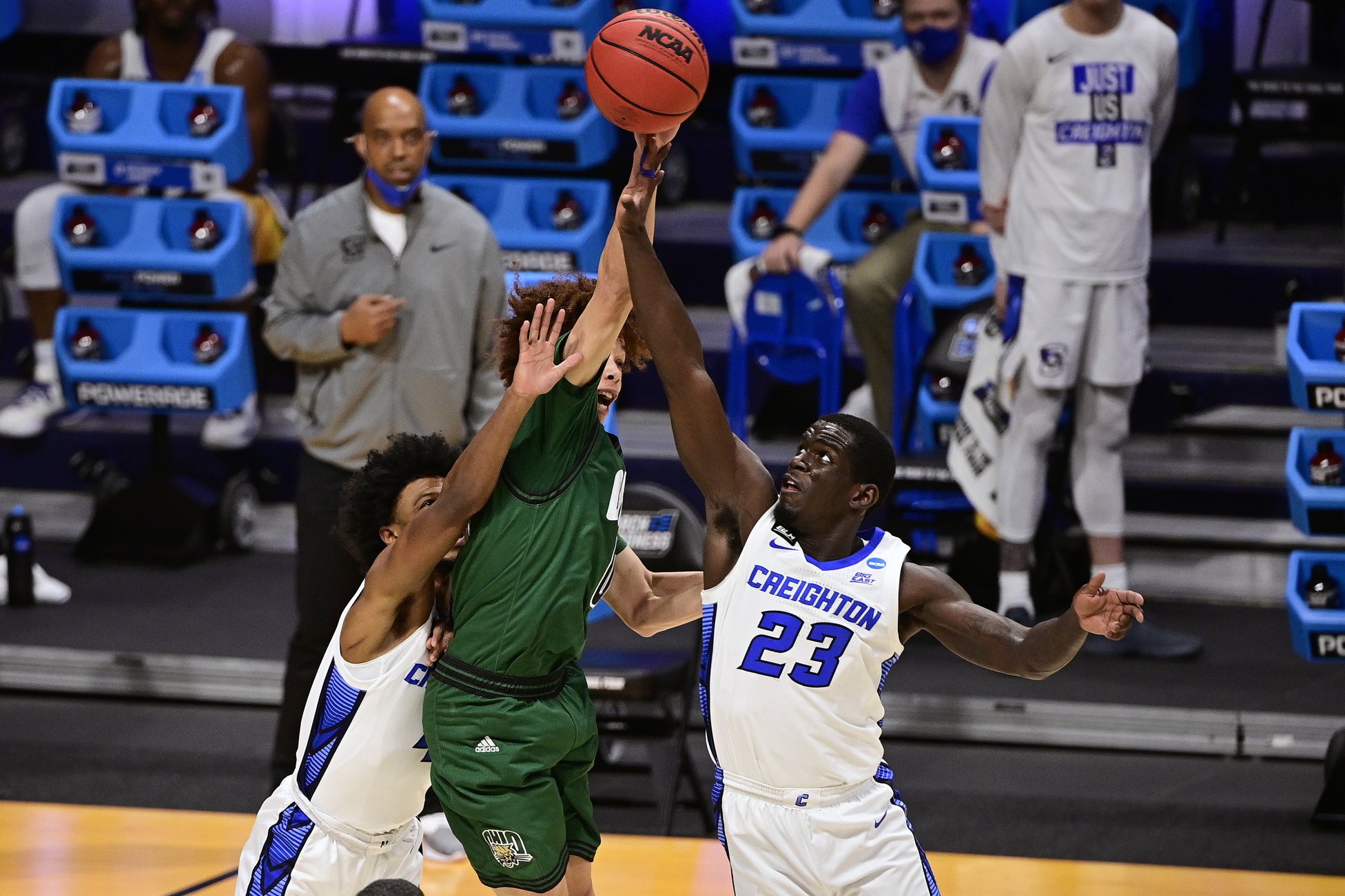 Northern Illinois vs Ohio AI Prediction: Free CBB Betting Insights for Jan 01. Credit USA TODAY/IMAGN