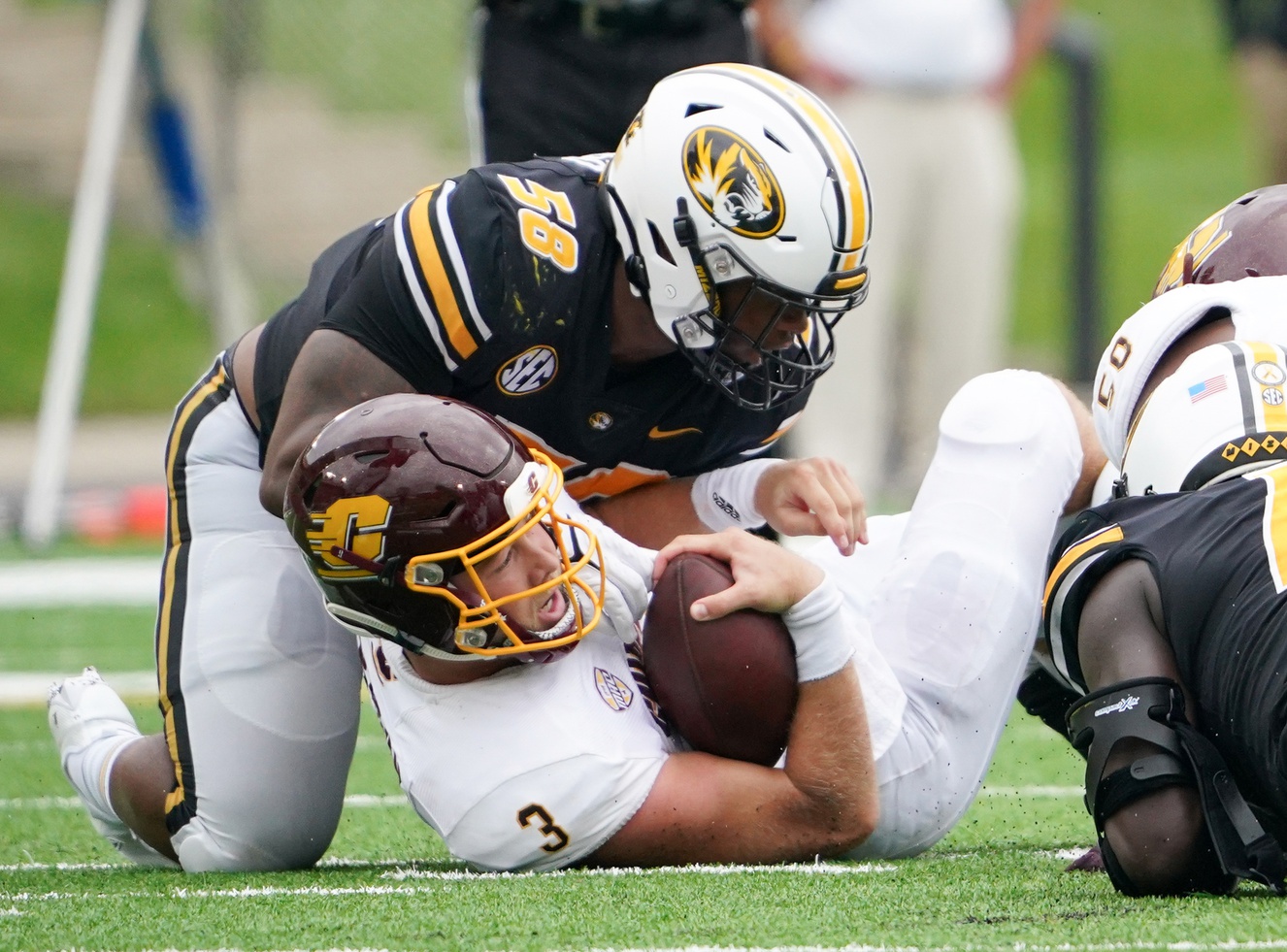  Buffalo vs Central Michigan AI Prediction: Free CFB Betting Insights for Nov 12. Credit USA TODAY/IMAGN