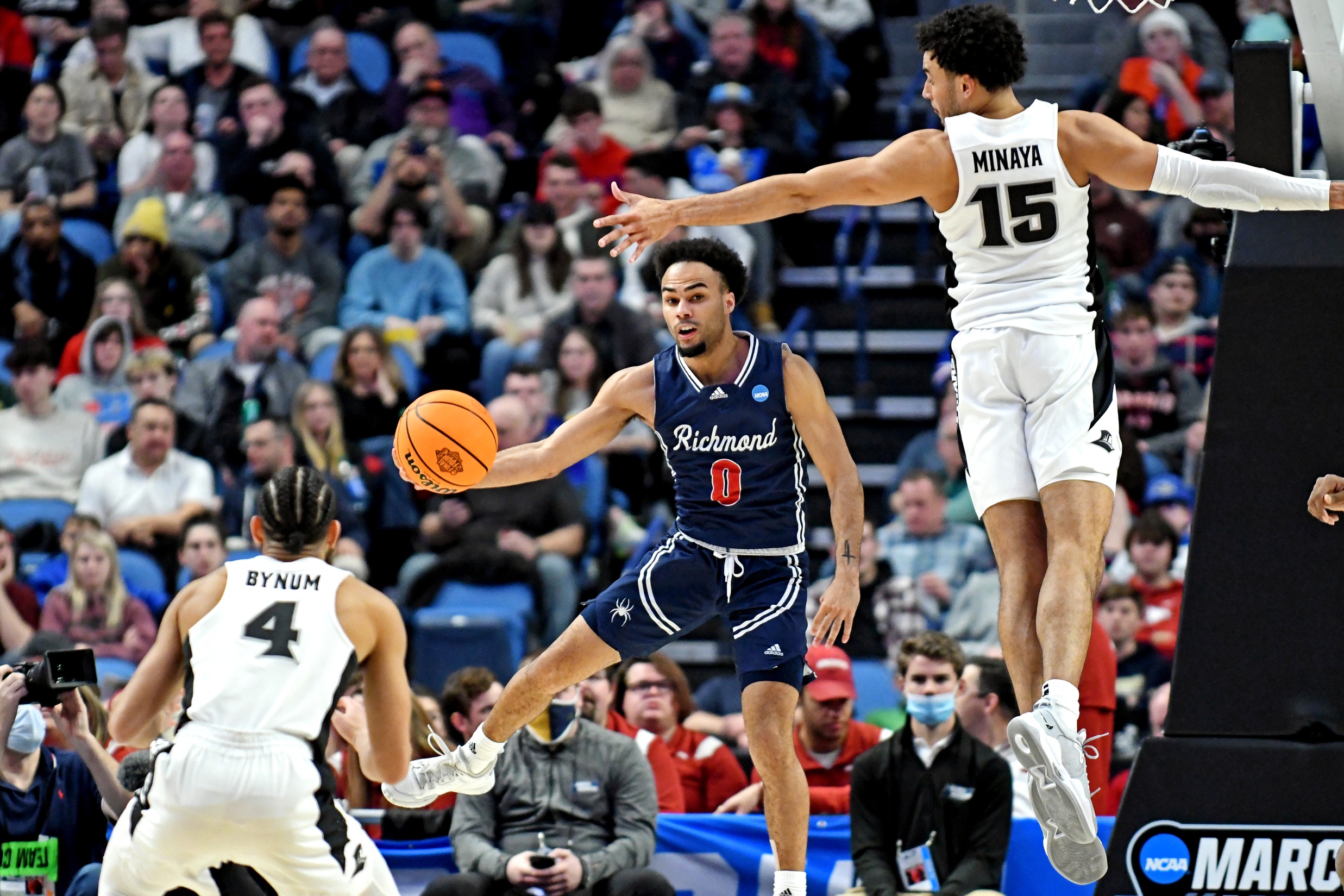  Saint Joseph's vs Richmond AI Prediction: Free CBB Betting Insights for Jan 01. Credit USA TODAY/IMAGN