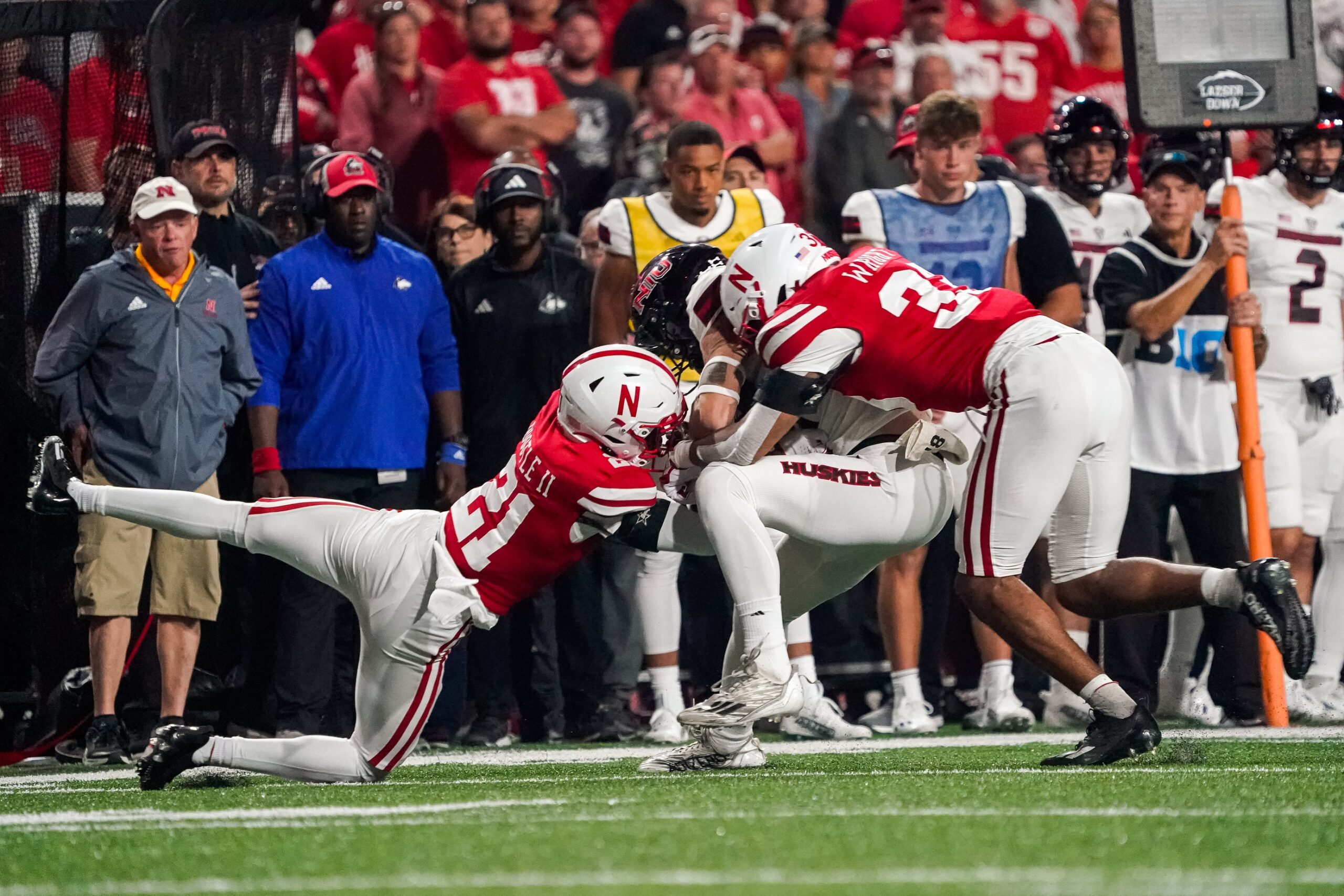 The Northern Illinois Huskies travel to College Park to battle the Maryland Terrapins on September 5, 2025, in a non-conference showdown that pits a gritty MAC power against a Big Ten program aiming for redemption. Maryland enters as a 17.5-point favorite, with the total set at 47.5, signaling expectations of defensive attrition in a game that may hinge more on field position and mistakes than big plays. Northern Illinois vs Maryland AI Prediction: Free CFB Betting Insights for Sep 05. Credit USA TODAY/IMAGN