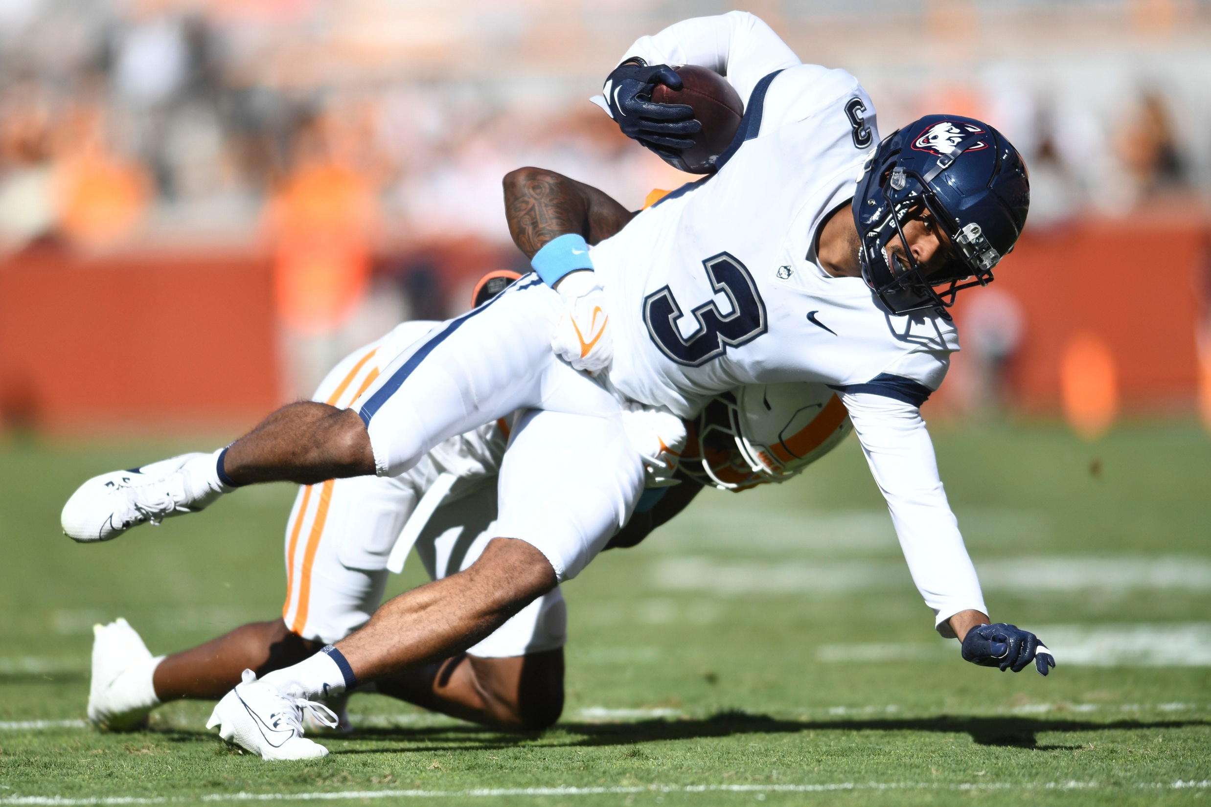  UAB vs UConn AI Prediction: Free CFB Betting Insights for Nov 01. Credit USA TODAY/IMAGN