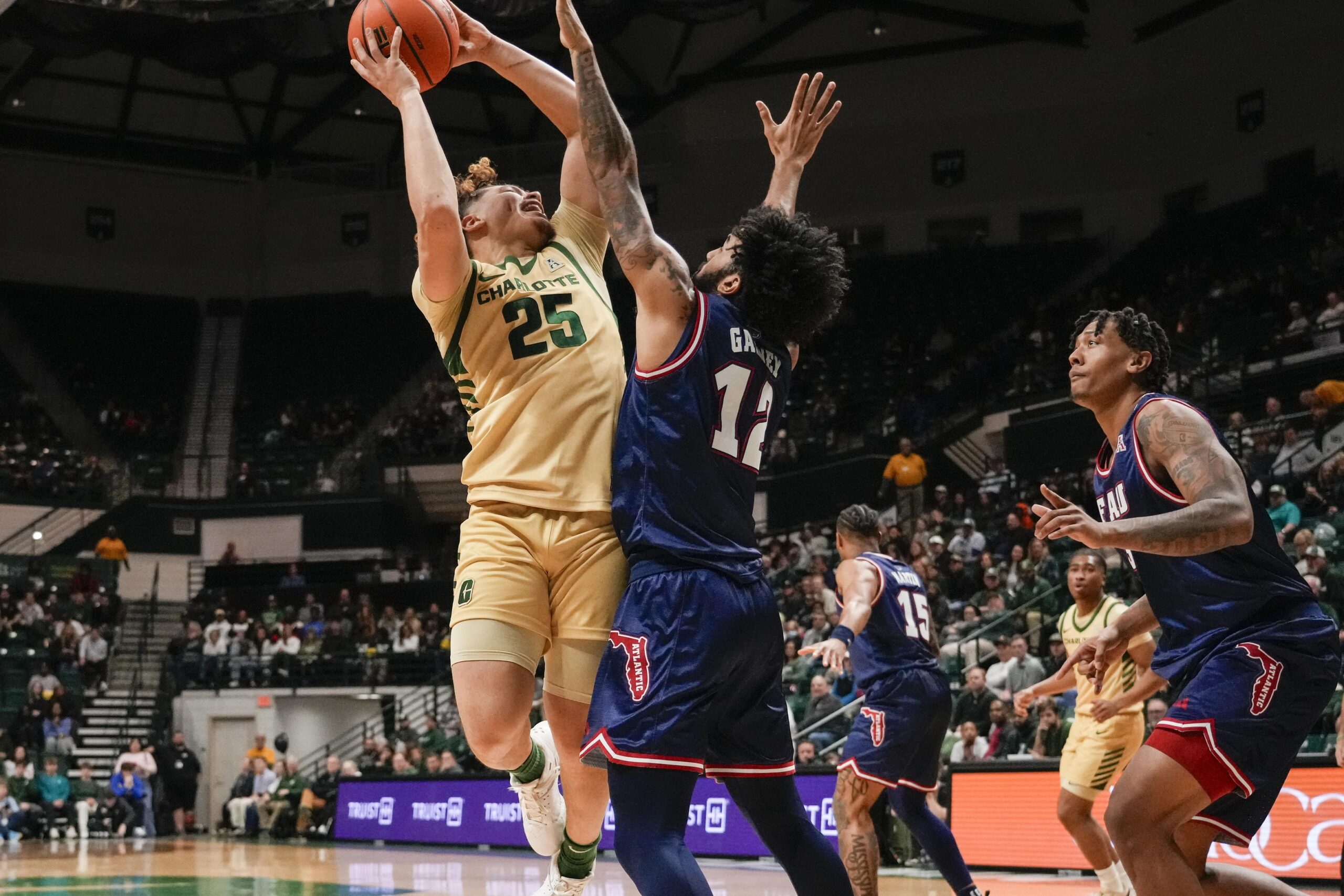  Charlotte vs Wichita State AI Prediction: Free CBB Betting Insights for Jan 01. Credit USA TODAY/IMAGN