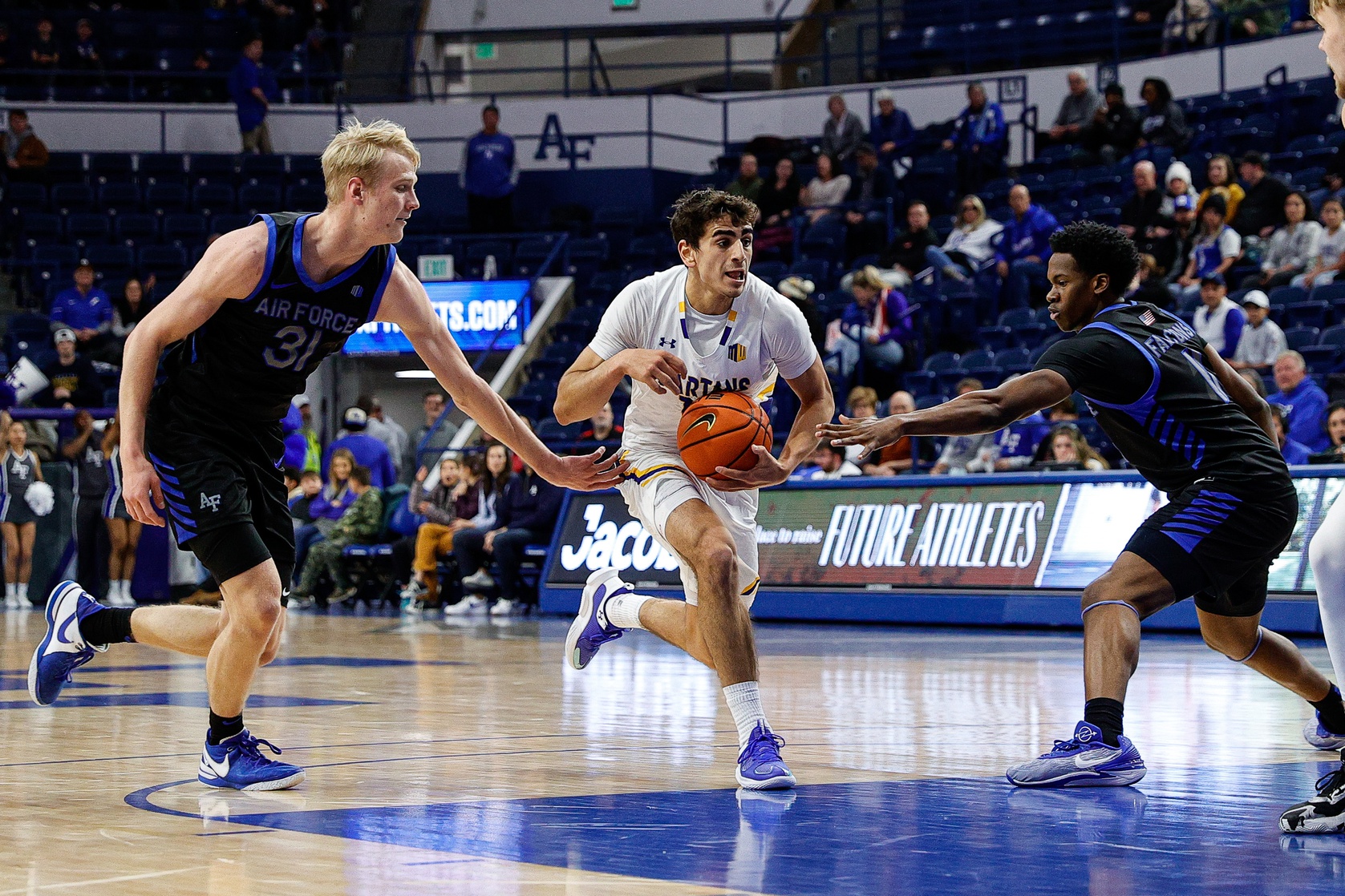  UNLV vs San Jose State AI Prediction: Free CBB Betting Insights for Jan 01. Credit USA TODAY/IMAGN
