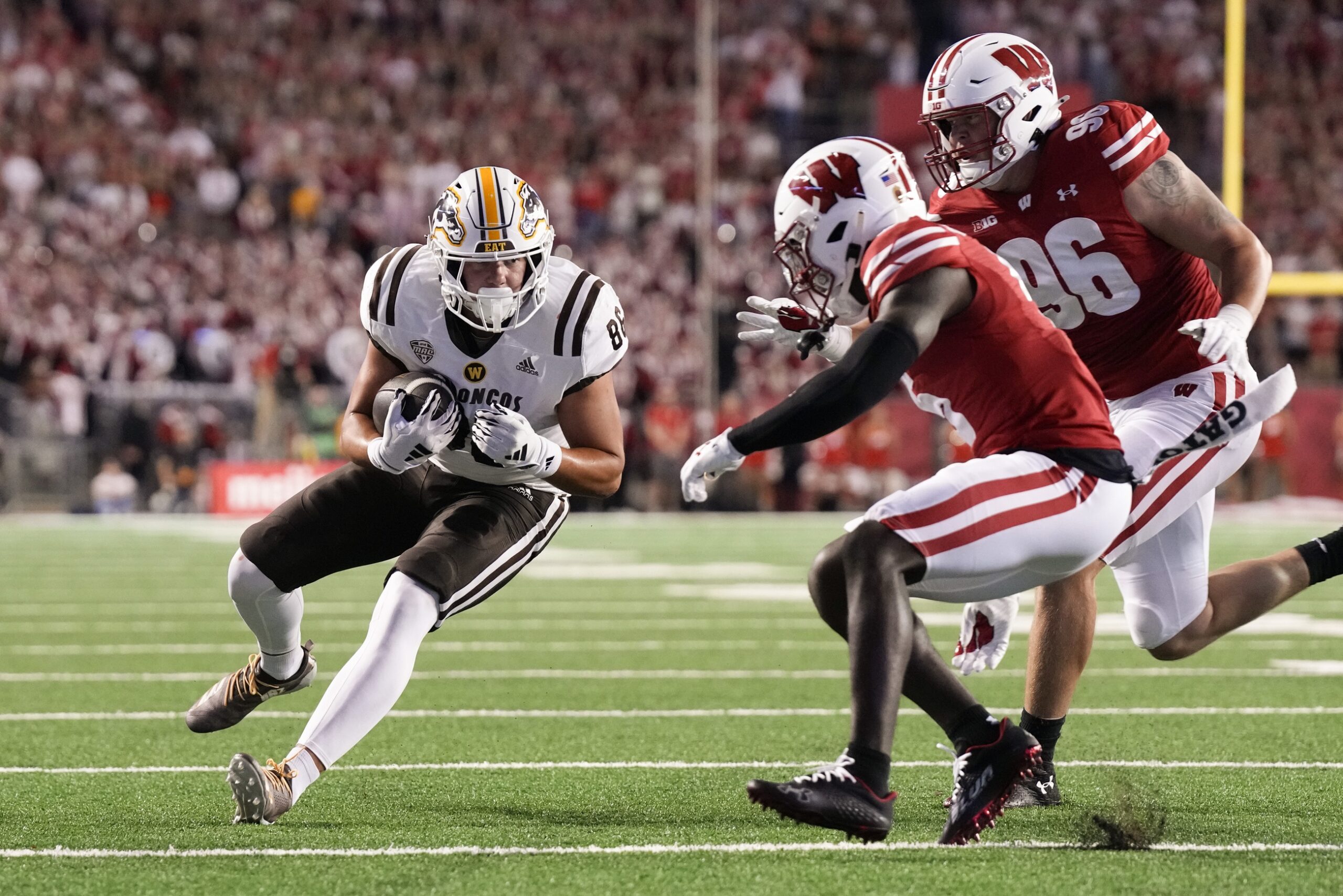  Western Michigan vs Eastern Michigan AI Prediction: Free CFB Betting Insights for Nov 25. Credit USA TODAY/IMAGN