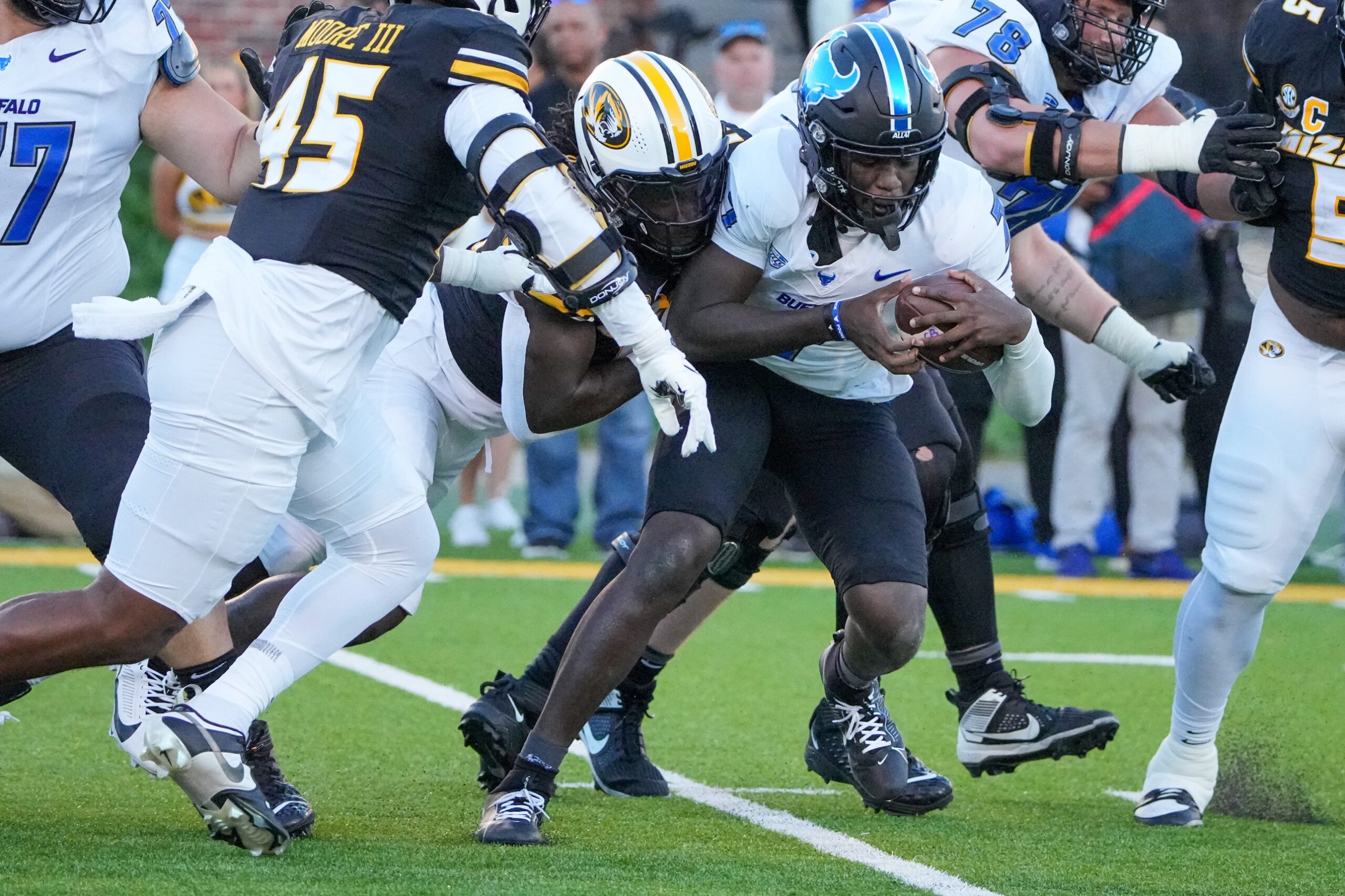  UConn vs Buffalo AI Prediction: Free CFB Betting Insights for Sep 27. Credit USA TODAY/IMAGN