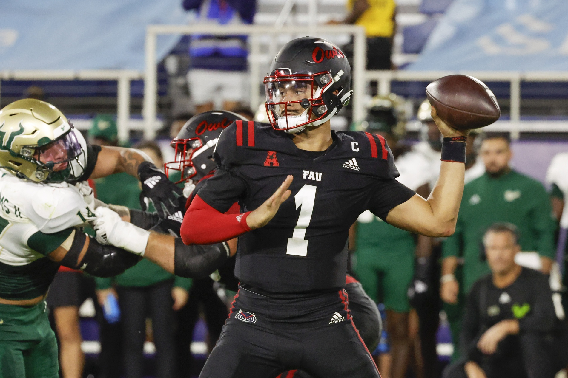  Florida Atlantic vs Navy AI Prediction: Free CFB Betting Insights for Oct 25. Credit USA TODAY/IMAGN