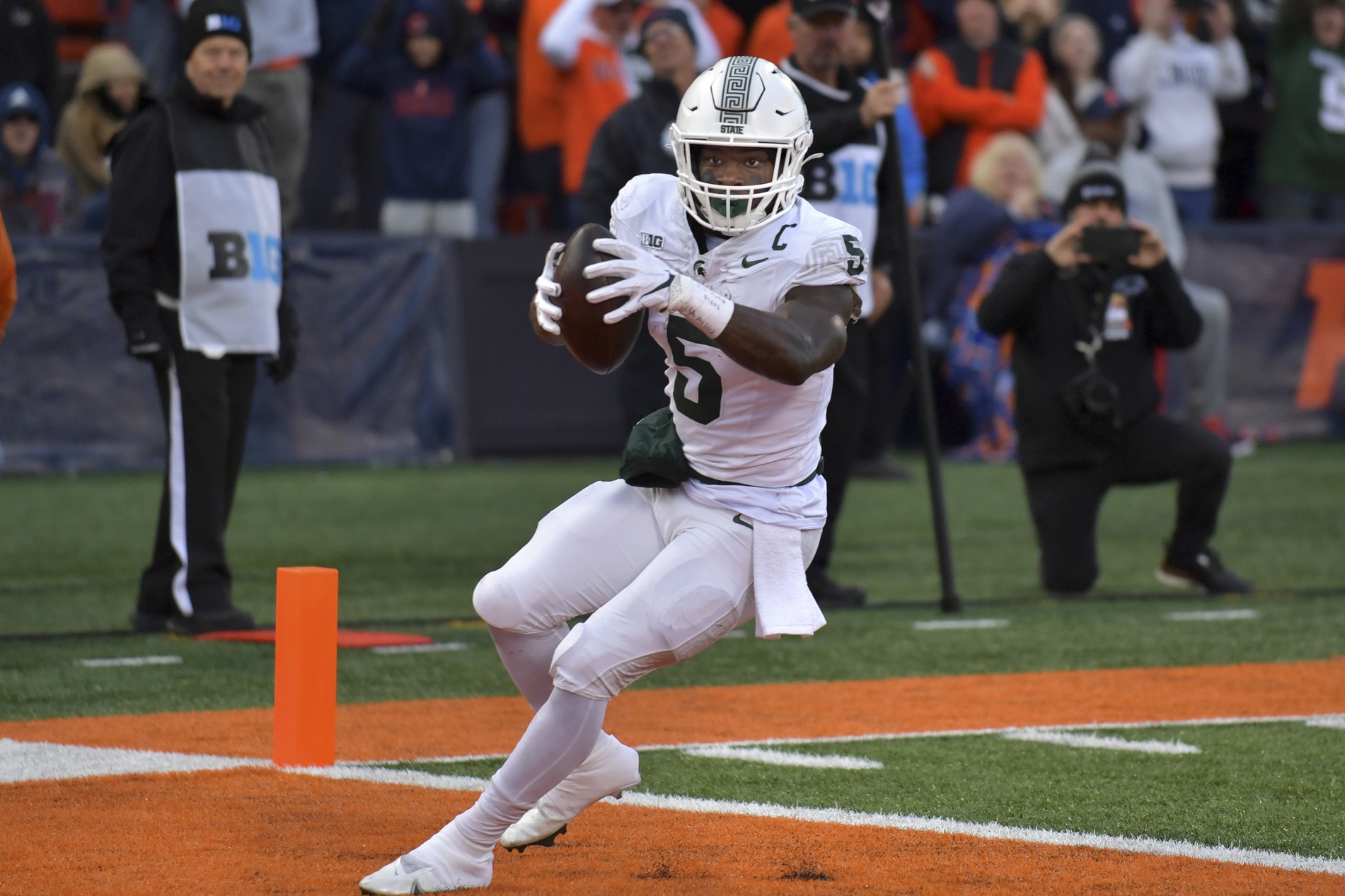  UCLA vs Michigan State AI Prediction: Free CFB Betting Insights for Oct 11. Credit USA TODAY/IMAGN