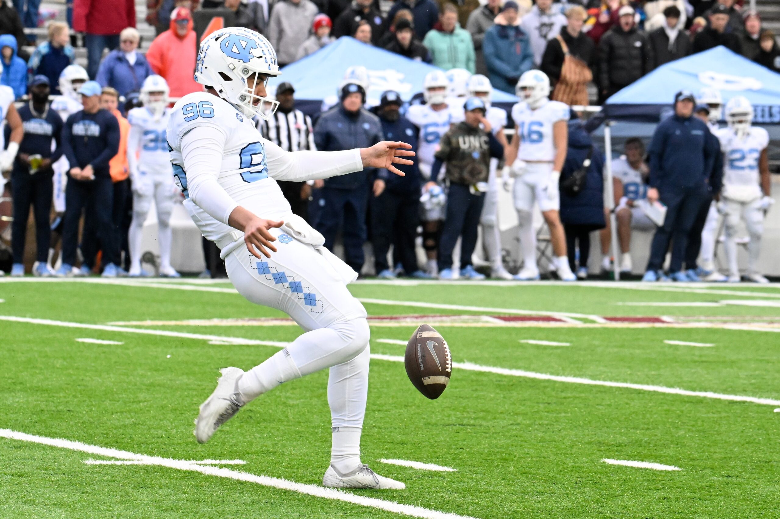  Clemson vs North Carolina AI Prediction: Free CFB Betting Insights for Oct 04. Credit USA TODAY/IMAGN