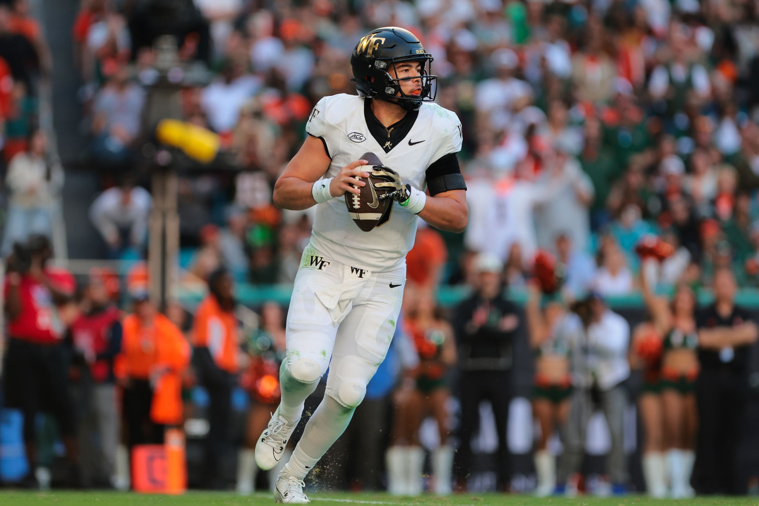 The NC State Wolfpack head to Winston-Salem on Thursday, September 11, seeking their first road test of the 2025 season against a Wake Forest team under a new head coach. Wake Forest enters as a 7.5-point favorite, with the total hovering around 54.5, signaling expectations for a competitive yet defensively grounded contest.  NC State vs Wake Forest AI Prediction: Free CFB Betting Insights for Sep 11. Credit USA TODAY/IMAGN
