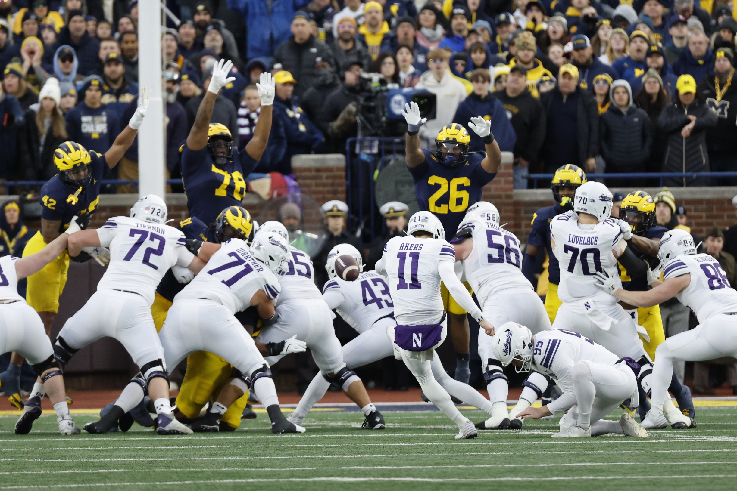 Purdue vs Northwestern AI Prediction: Free CFB Betting Insights for Oct 18. Credit USA TODAY/IMAGN