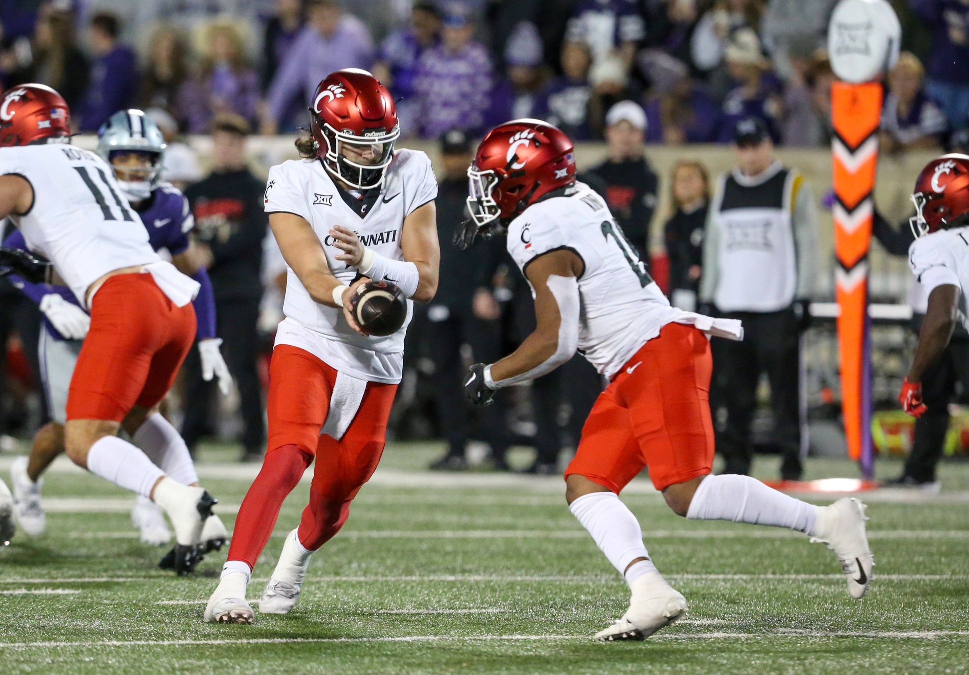  Baylor vs Cincinnati AI Prediction: Free CFB Betting Insights for Oct 25. Credit USA TODAY/IMAGN